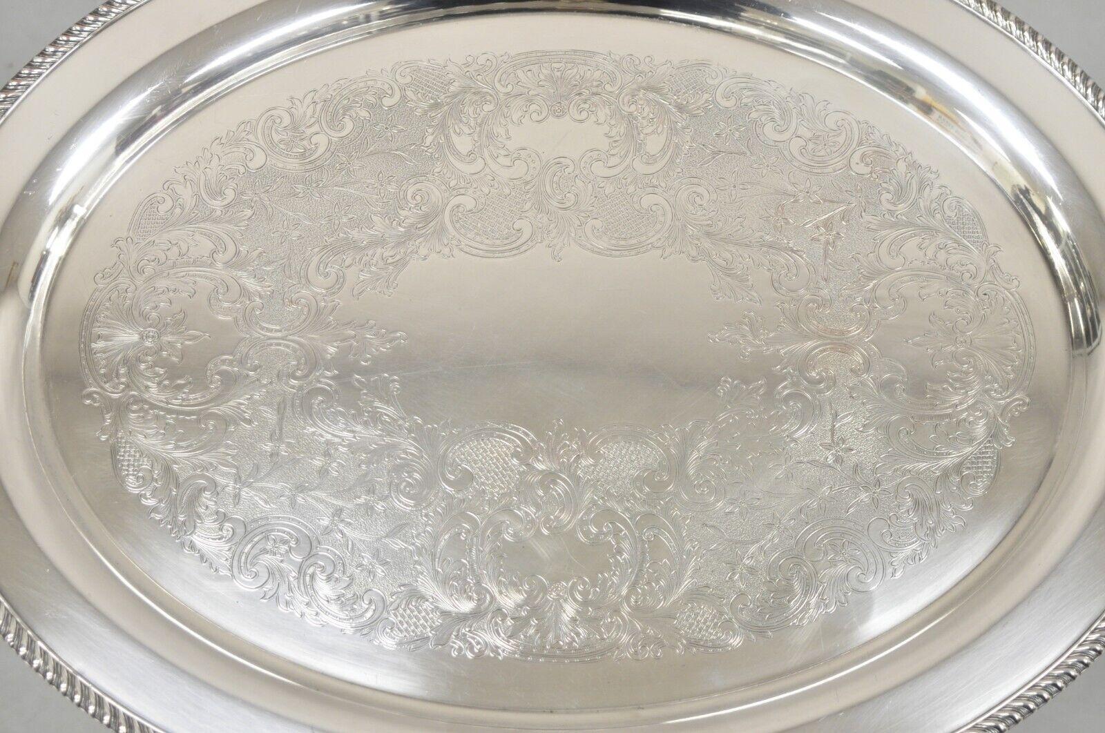 Vintage English Victorian Large Oval Silver Plated Serving Platter Tray by Victoria. CIRCA Anfang des 20. Jahrhunderts. Abmessungen:  2