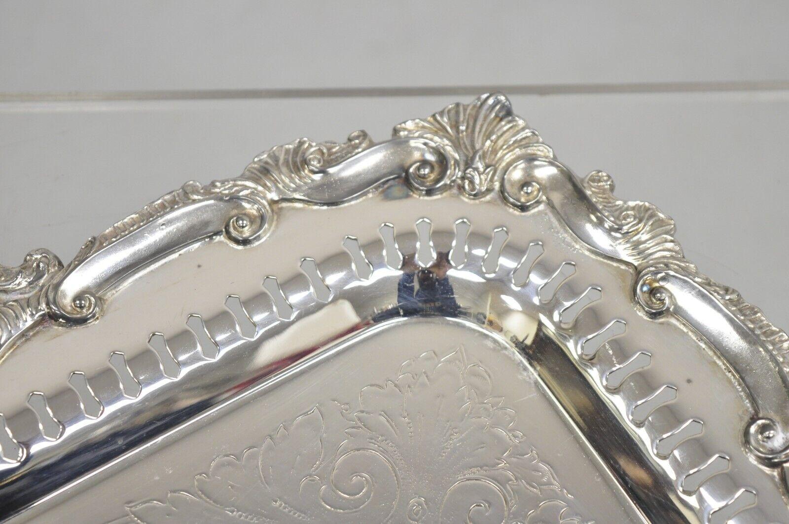 Vtg English Victorian Large Silver Plated Pierced Gallery Servierplatte Tablett (Versilberung) im Angebot