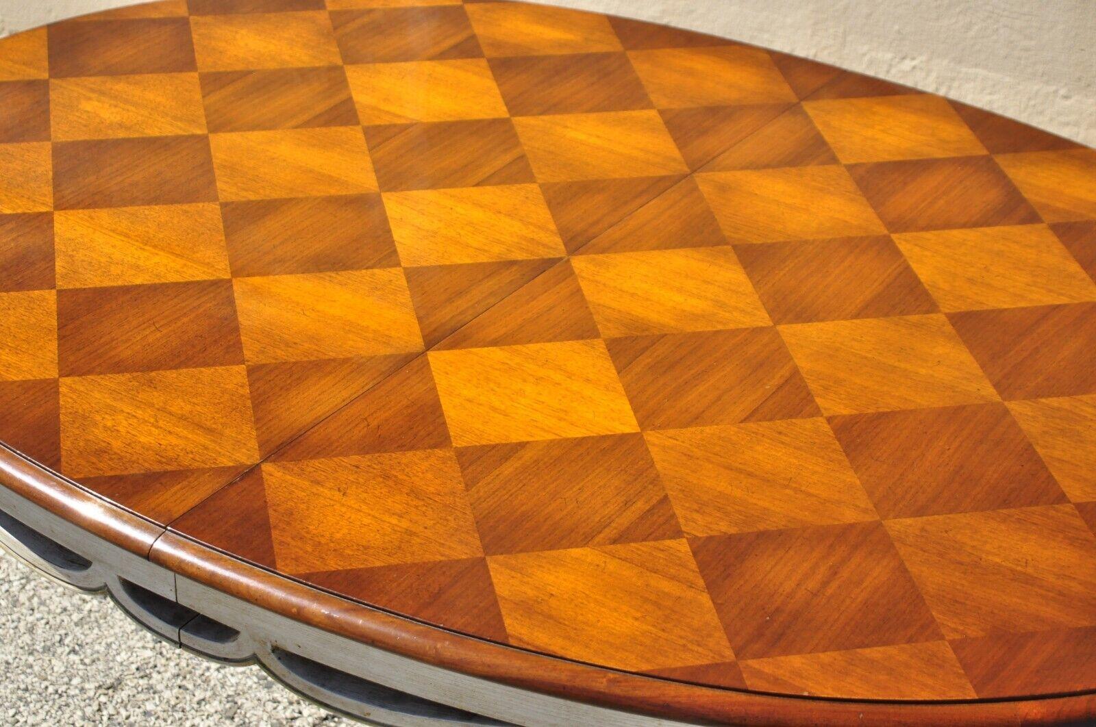 Vtg French Louis XV Style Provincial Parquetry Inlay Oval Dining Table 3 Leaves In Good Condition In Philadelphia, PA