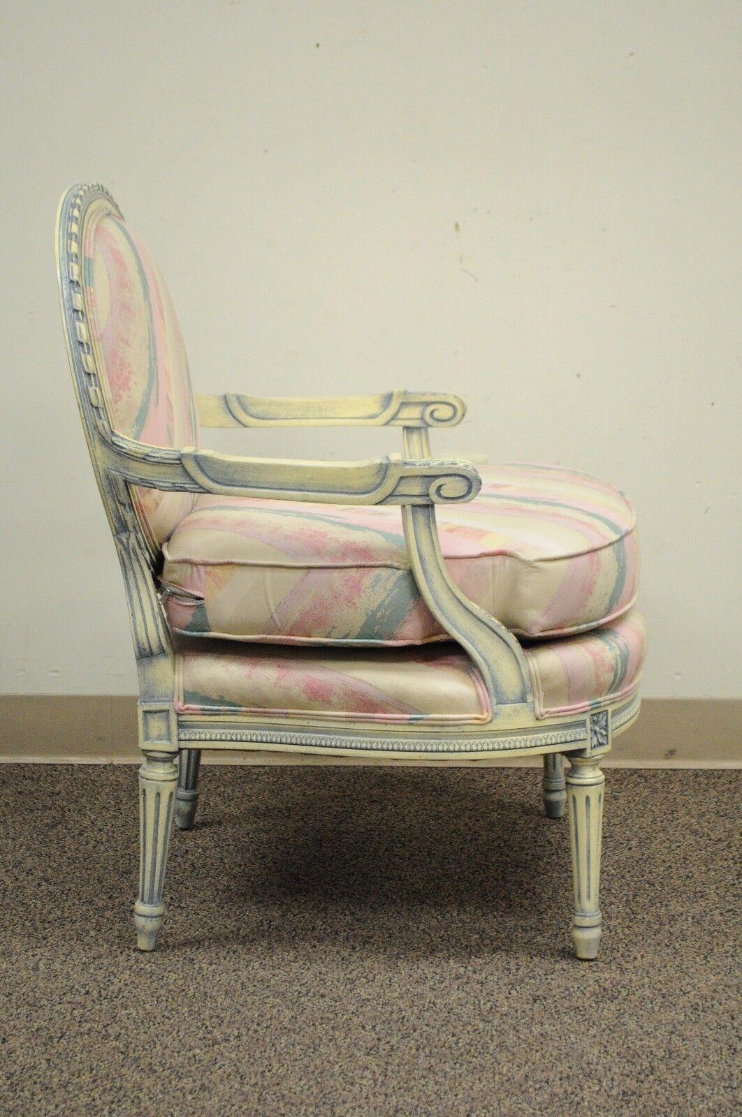Vtg French Louis XVI Style Pink Blue Carved Bergere Boudoir Lounge Arm Chair In Good Condition For Sale In Philadelphia, PA