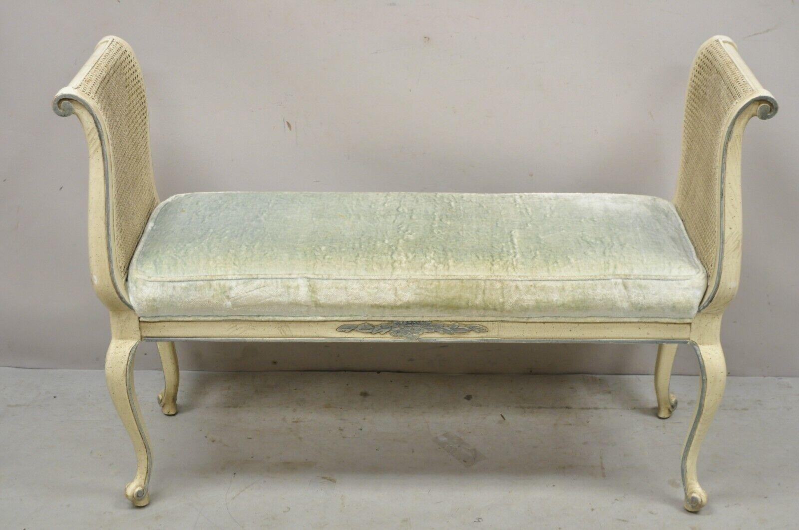 Vtg French Provincial Style Cream Painted Cane Cabriole Leg Window Bench w/ Arms 3