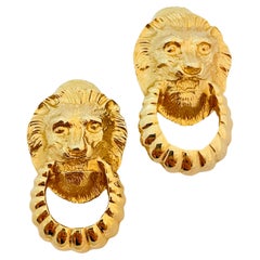 Vtg GAY BOYER gold lions head door knocker clip on earrings designer runway