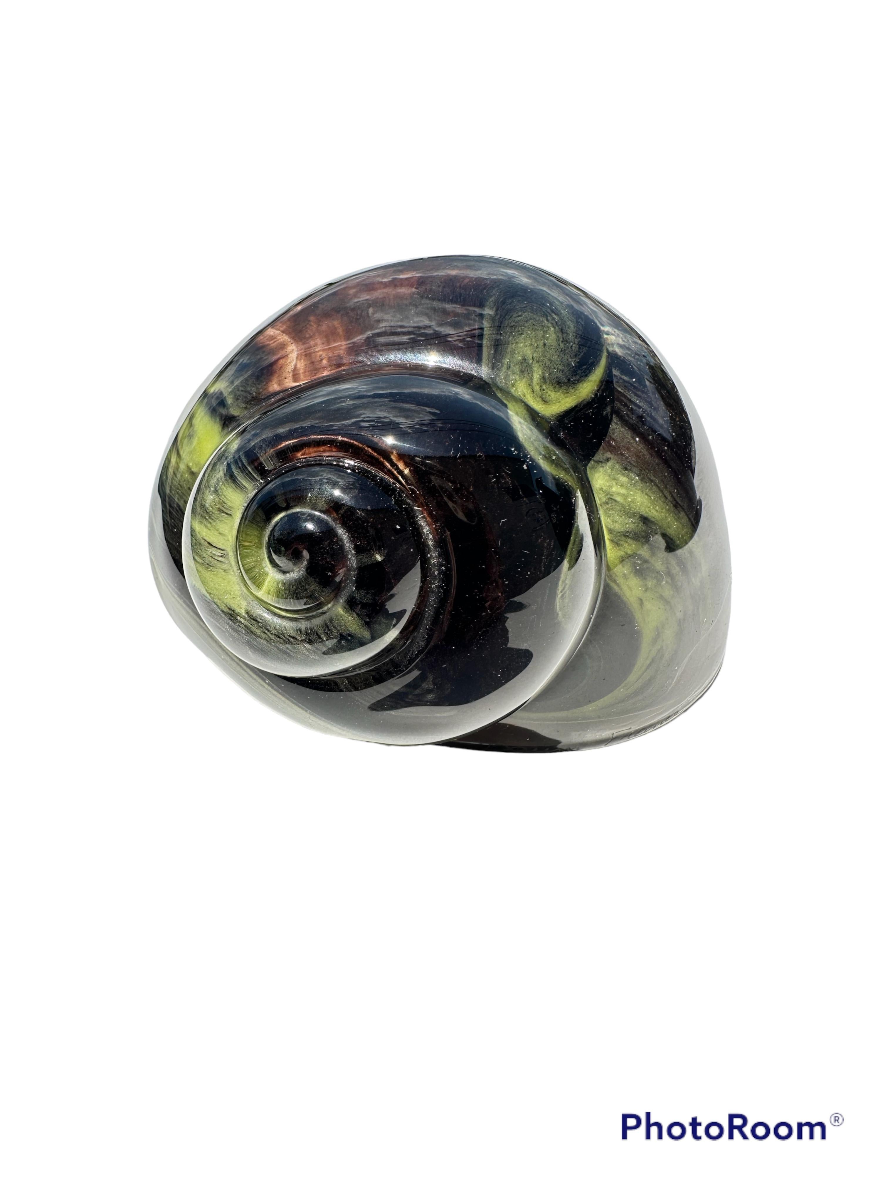 Beautiful shape and the green coloring is swirled beautifully through-out. VTG Glass Escargot Paperweight attributed to Daum.