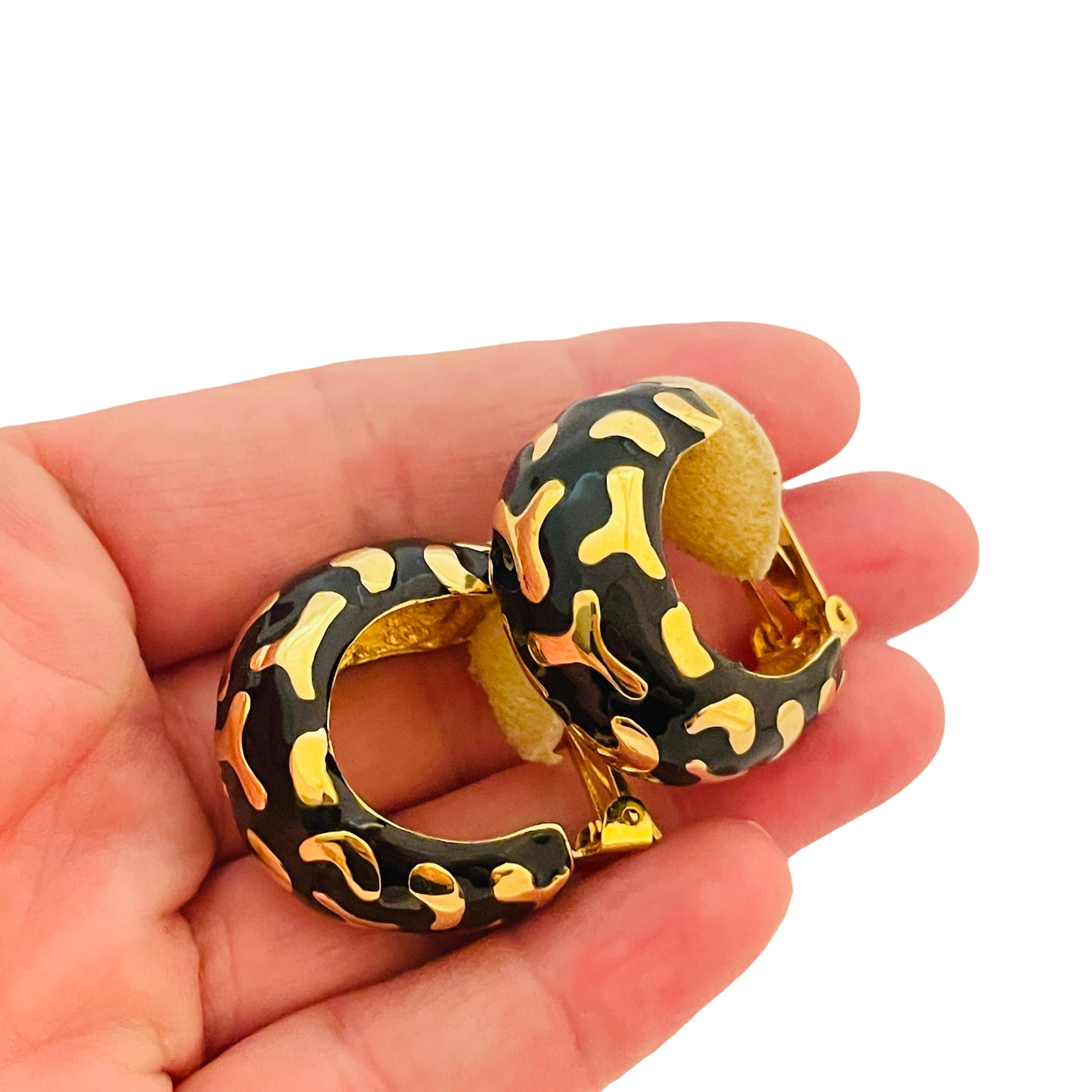 DETAILS

• signed C

• gold tone with enamel

• vintage designer runway earrings

MEASUREMENTS

•  1.25