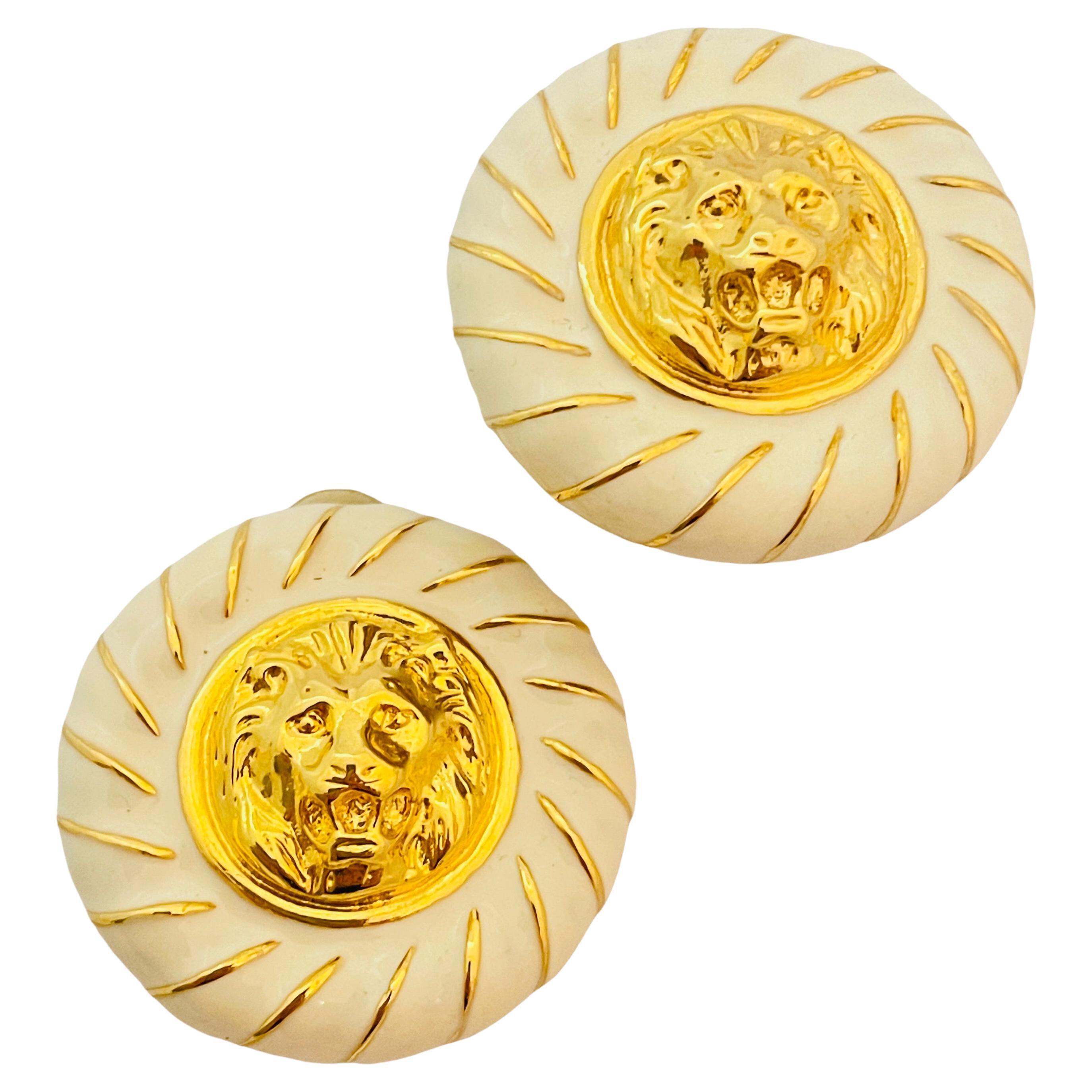 Vtg gold enamel lions head massive clip on earrings designer runway
