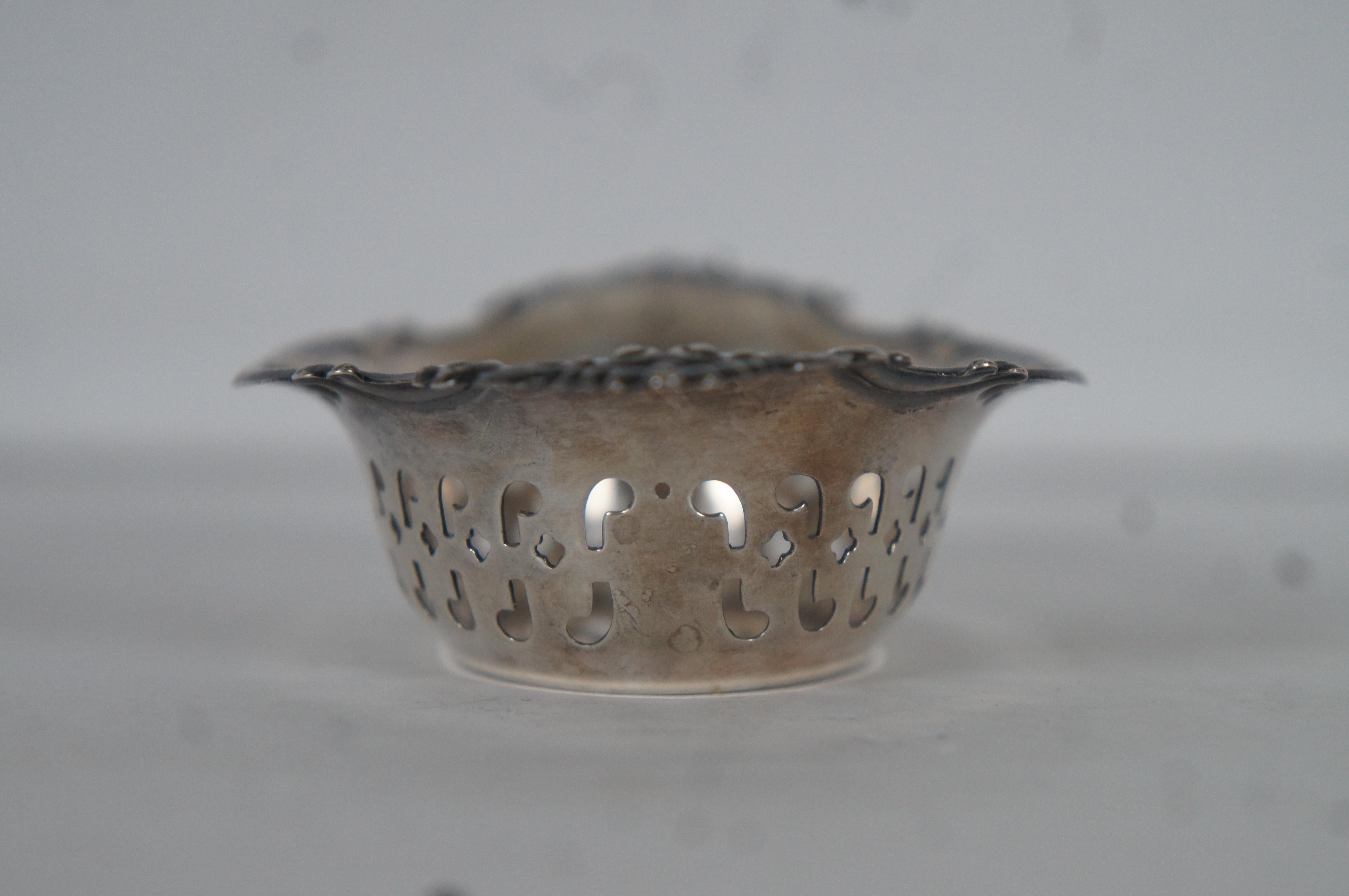 20th Century Vtg Gorham Sterling Silver 4780/3 Reticulated Scalloped Nut Bone Dish Mono 24g