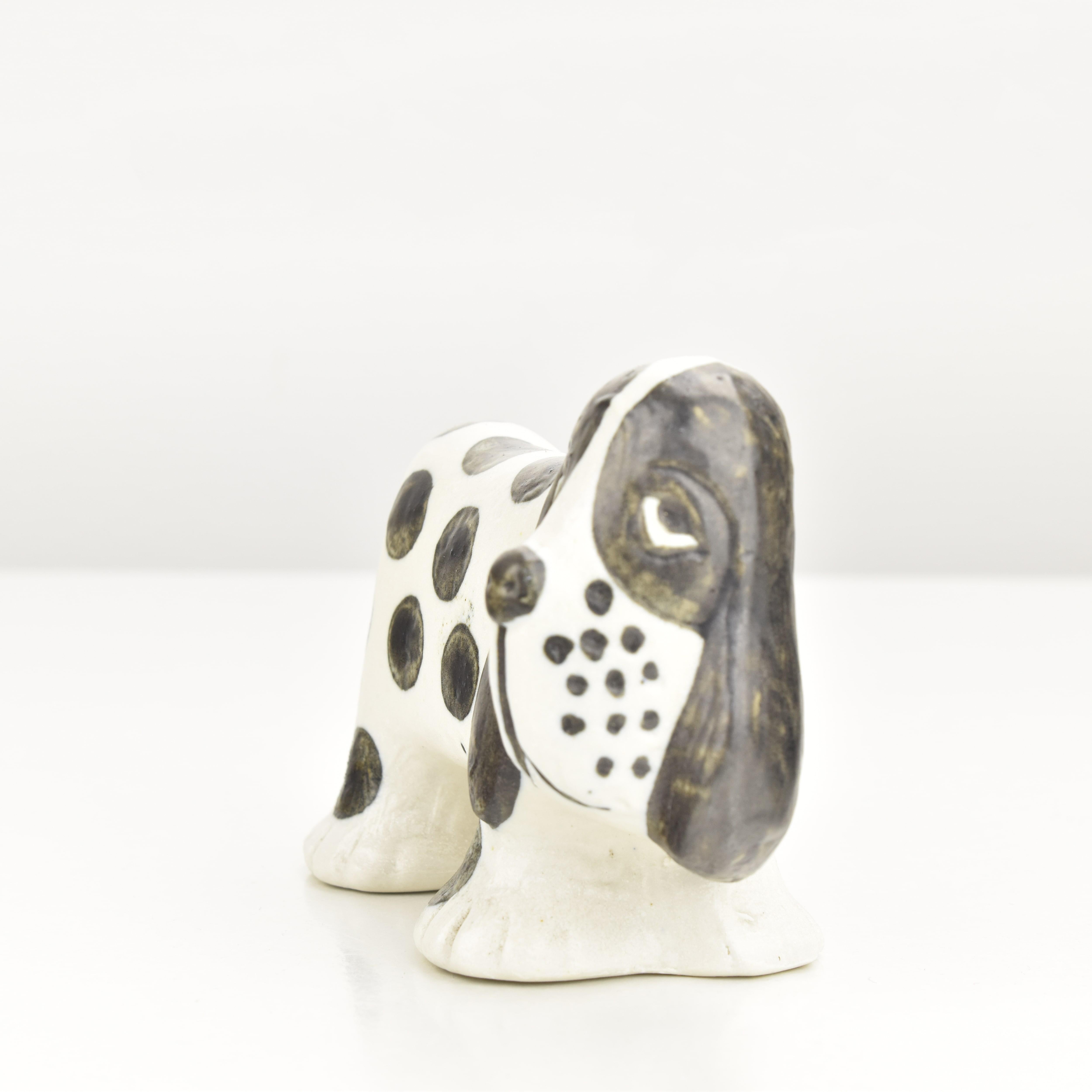 Mid-Century Modern VTG Gustavsberg Sweden Art Pottery Kennel Spaniel Figurine Design Lisa Larson For Sale