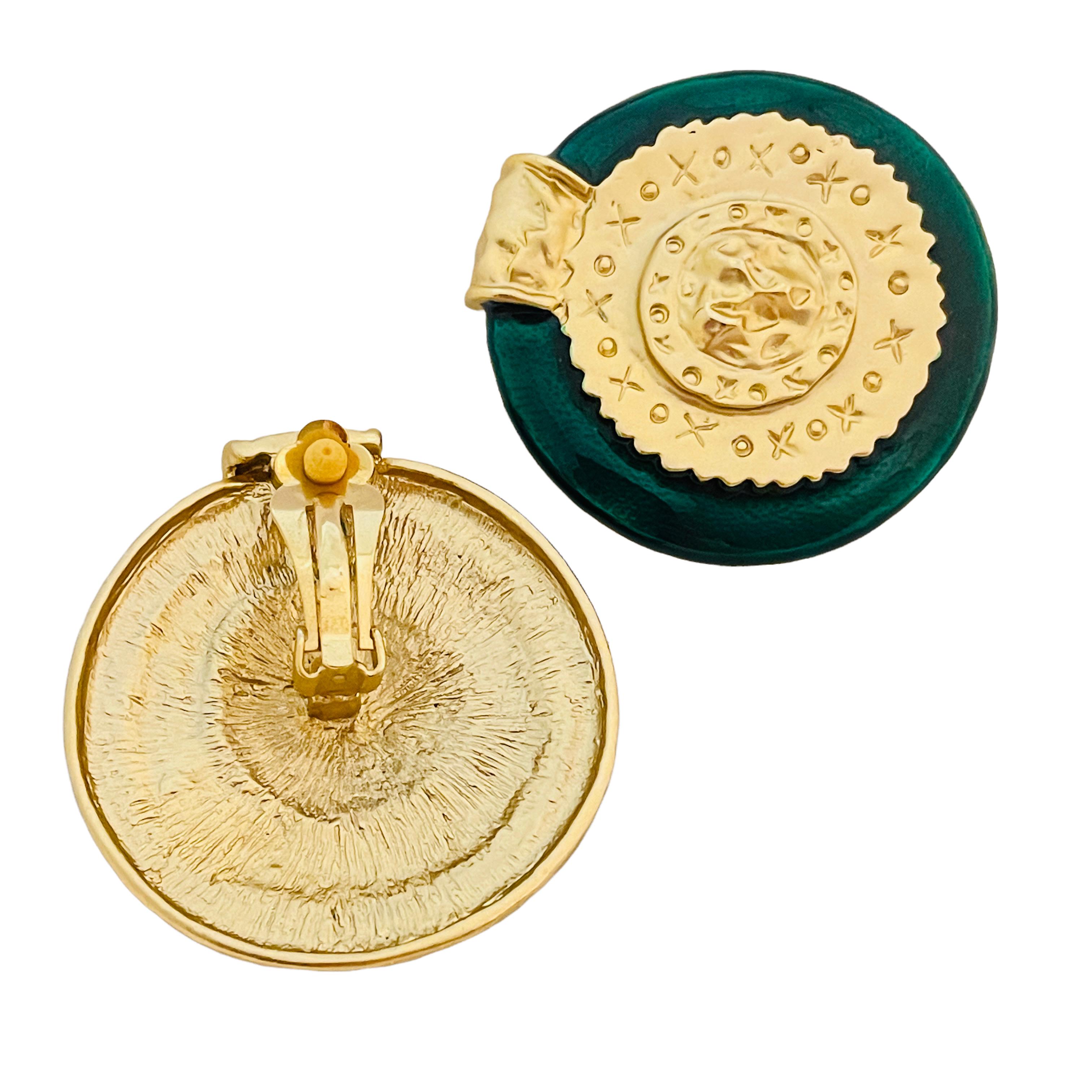 Vtg huge gold green enamel clip on earrings designer runway In Good Condition For Sale In Palos Hills, IL