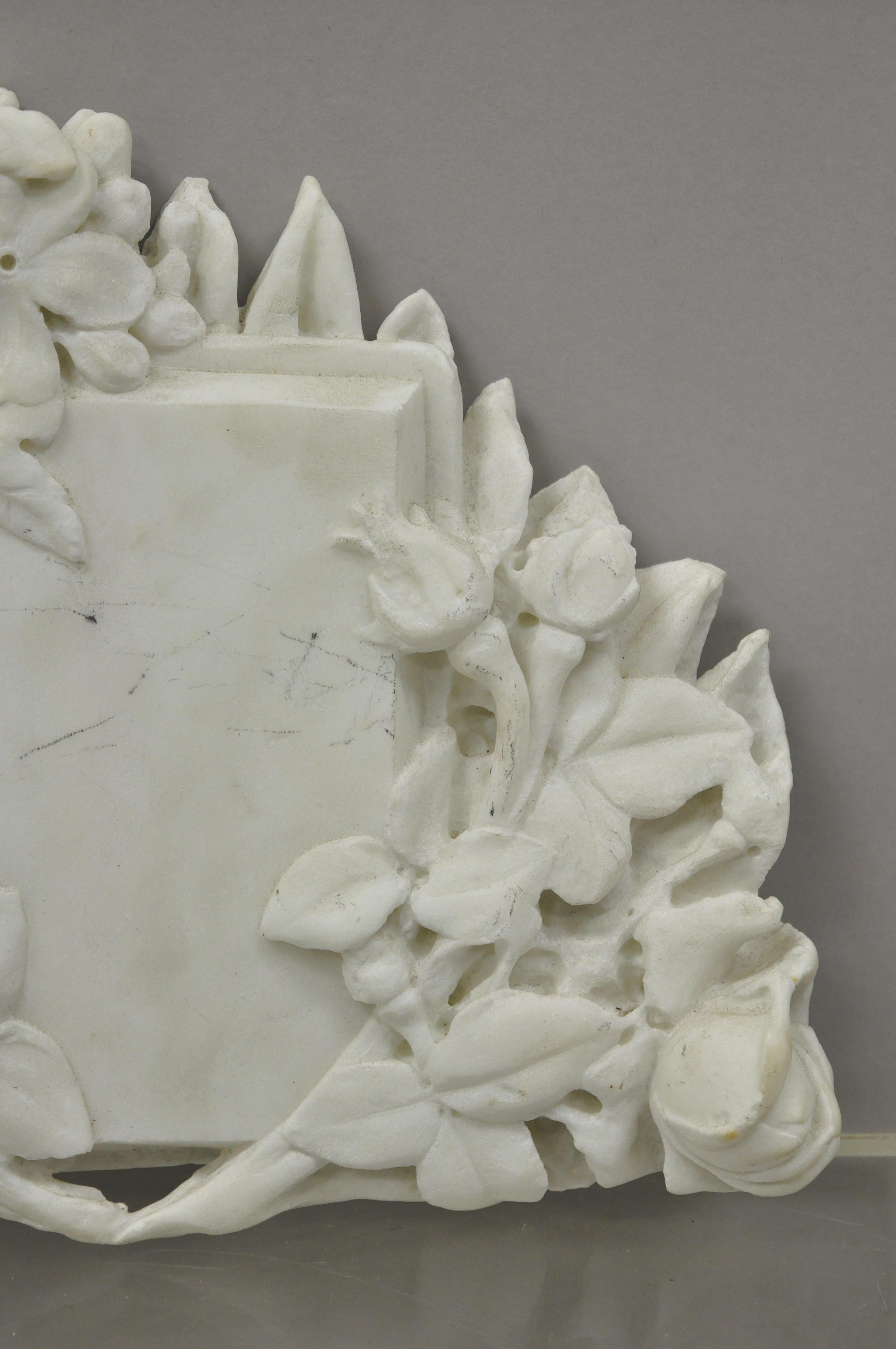 Vtg Italian Bas Relief Floral Carved Marble Sculptural Open Book Wall Plaque In Good Condition For Sale In Philadelphia, PA