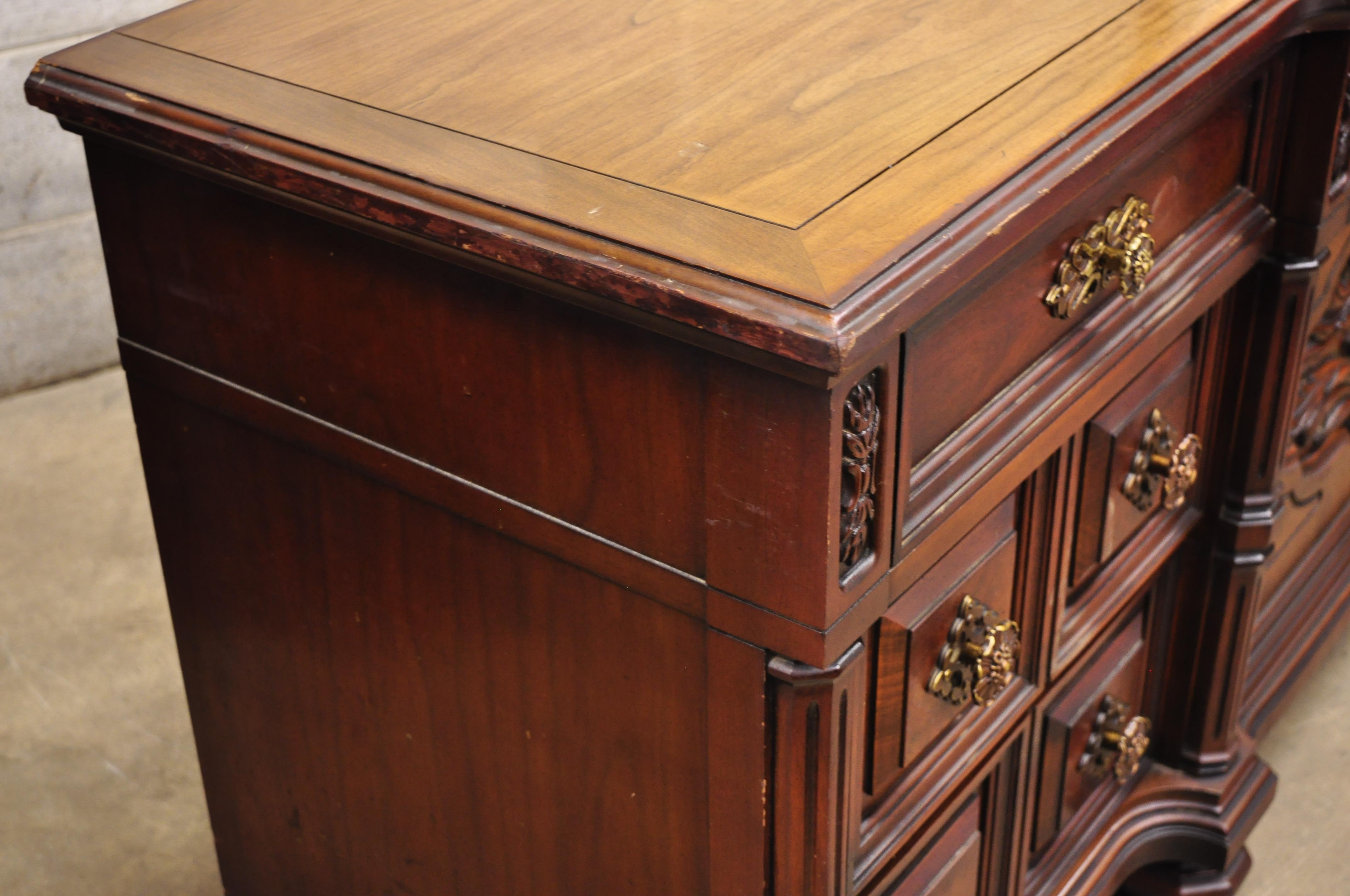 Vtg Italian Mediterranean Hollywood Regency Carved Wooden Credenza Long Dresser 4