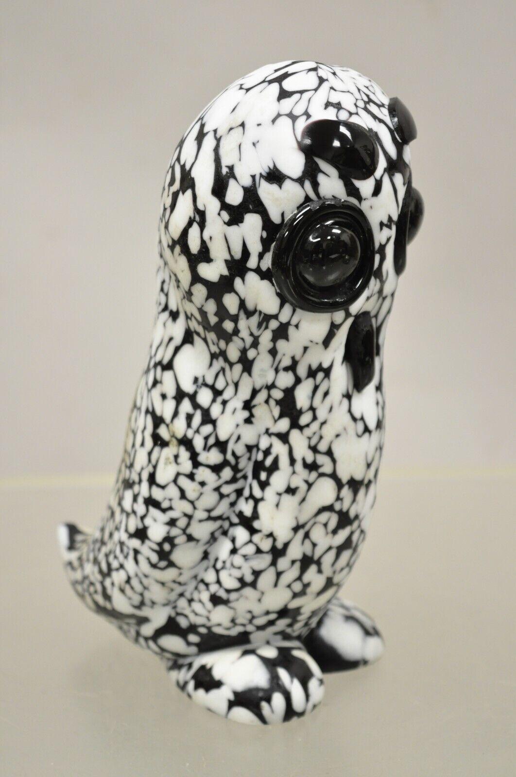 Vtg Italian Mid Century Heavy Art Glass Owl Figure Paperweight Black and White For Sale 2