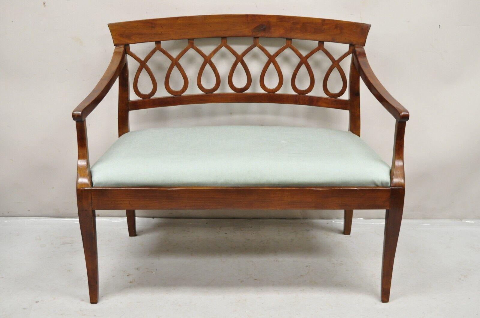 Vtg Italian Neoclassical Style Cherry Wood Spiral Carved Small Bench Loveseat 7