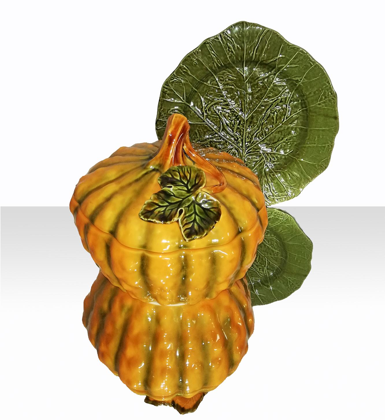 A lovely vintage set of Majolica glazed ceramic Pumpkin in green and yellow colors. Manufactured in Portugal al the 1980s. With polychrome decoration in relief of leaves.
Portugal, 1980s.
Tureen
Measures tureen:
Diameter 11 in /30 cm
Height 8.7
