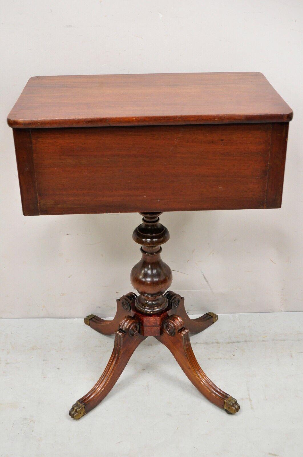 Vtg Mahogany Federal Style Pedestal Base 2 Drawer Duncan Phyfe Side End Table 1