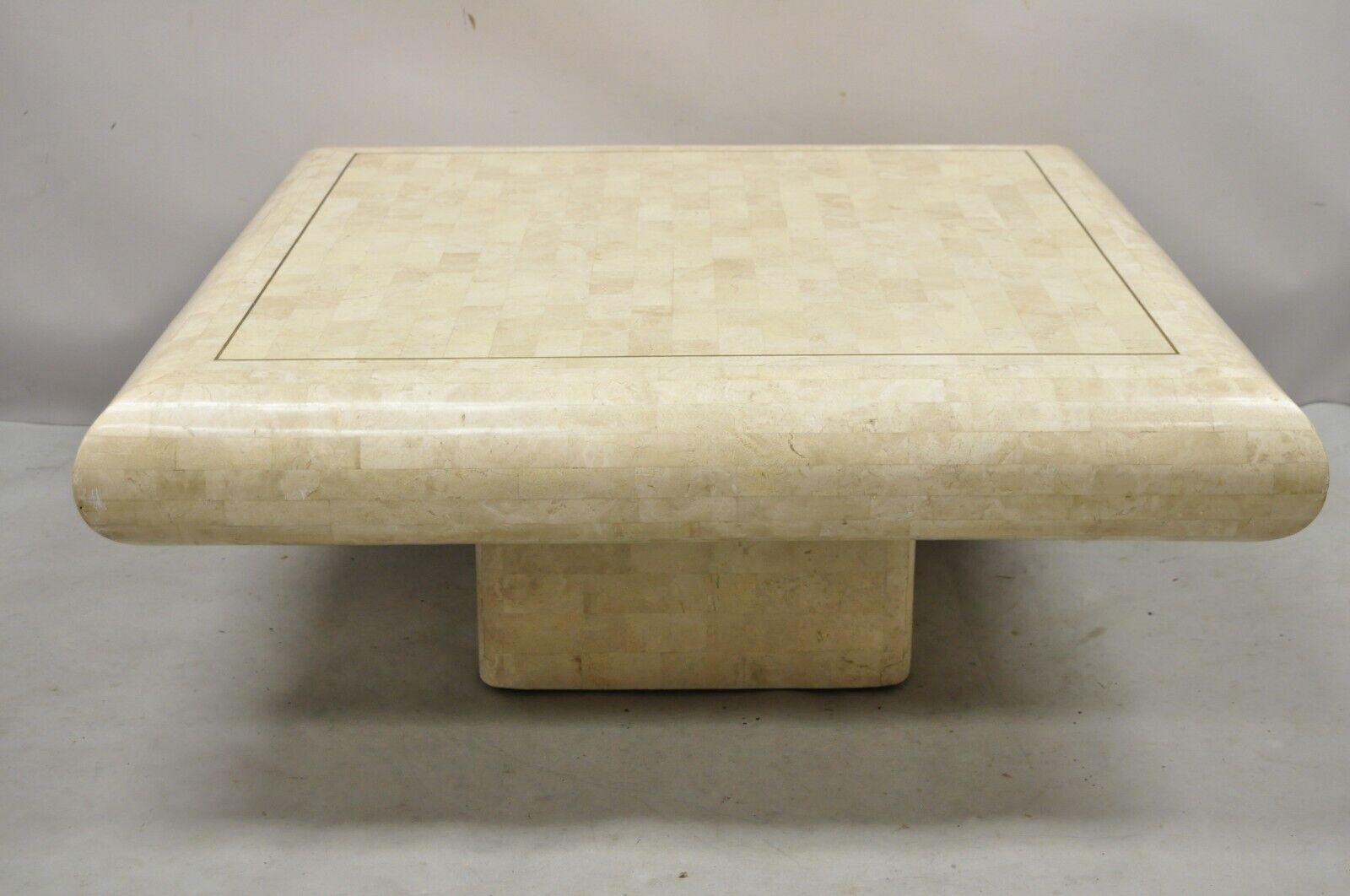 Moderne Table basse carrée à piédestal incrustée de pierres tesselées moderne de Vtg Maitland Smith en vente