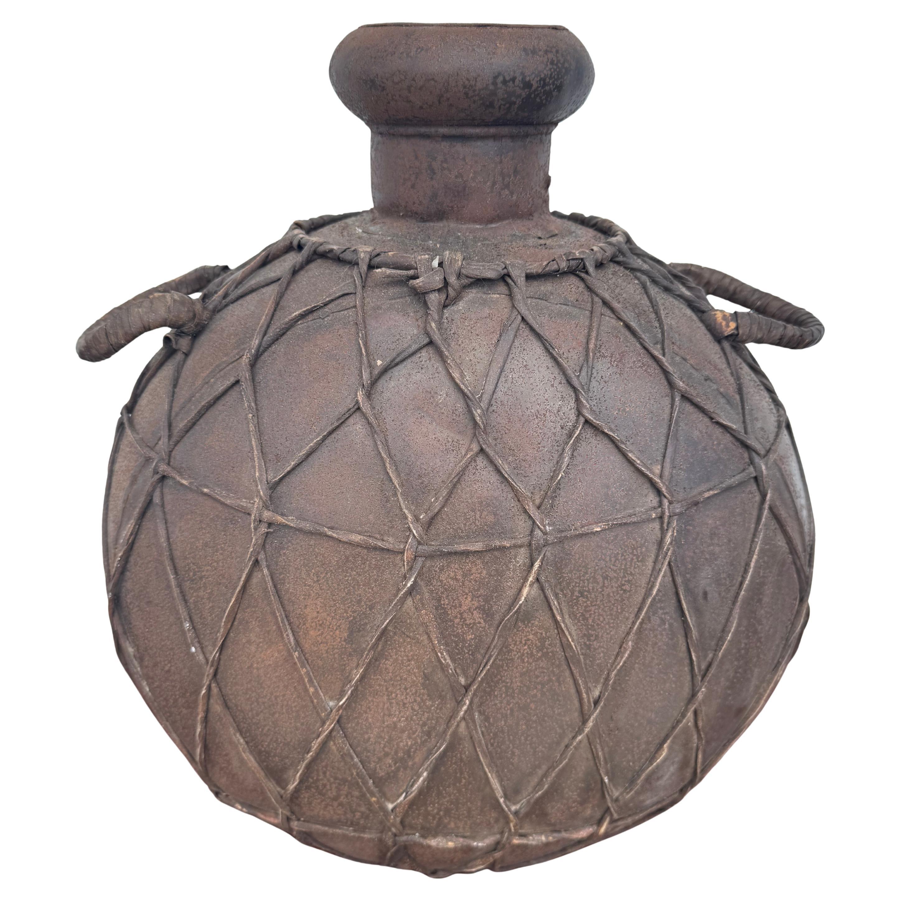 Vtg Metal Double Handed Jug en vente