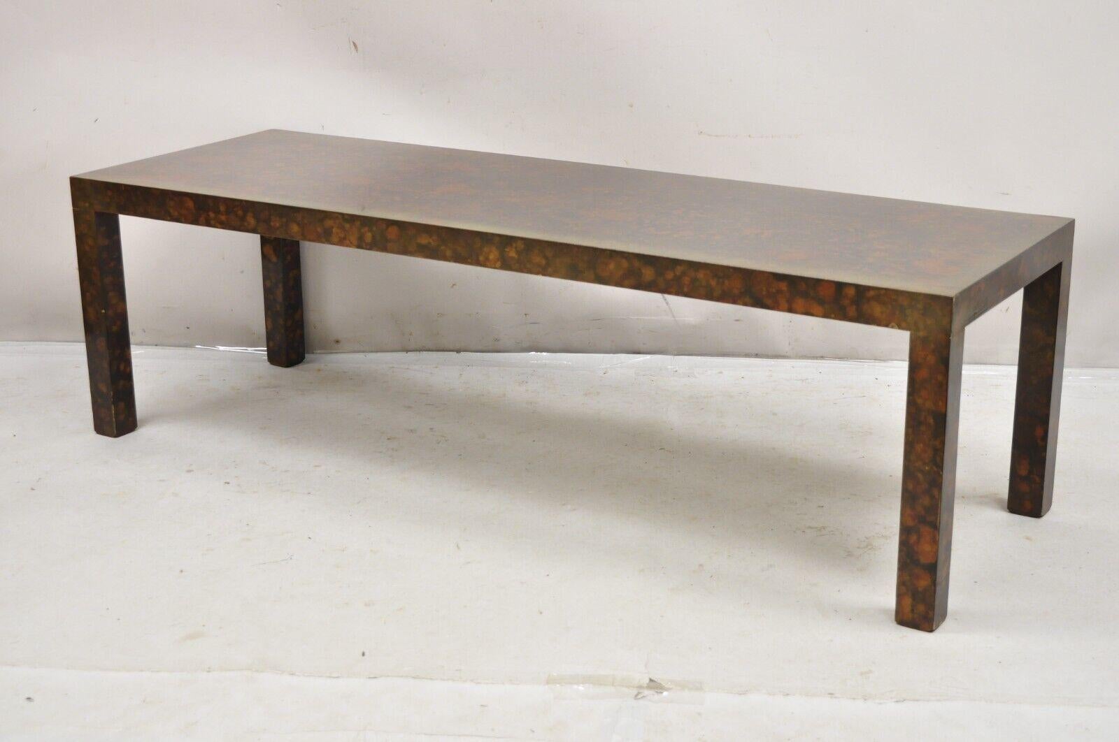 Vintage Mid Century Modern Brown Tortoiseshell Lacquer Parsons Style Bench / Coffee Table. Circa Mid to Late 20th Century.
Measurements: 19