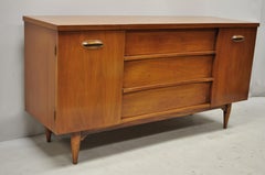 Vintage Mid-Century Modern Danish Style Walnut Credenza Cabinet Sideboard Buffet