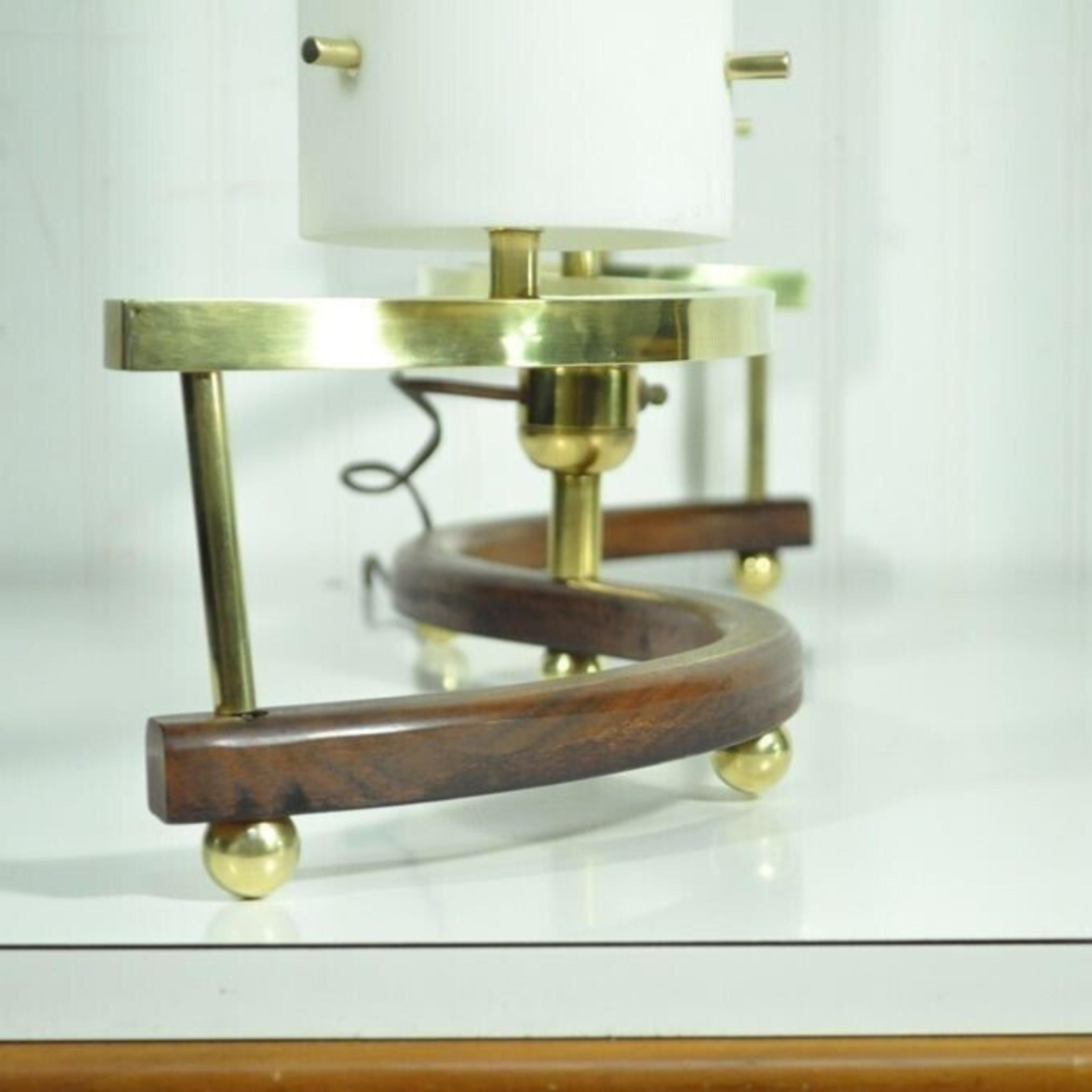 Vtg Stilnovo-Tischlampe „S“ aus Messing und Teakholzglas im Arteluce-Stil, Mid-Century Modern-Stil, Vtg im Angebot 6