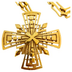 Vtg MONET gold cross pendant chain necklace designer runway