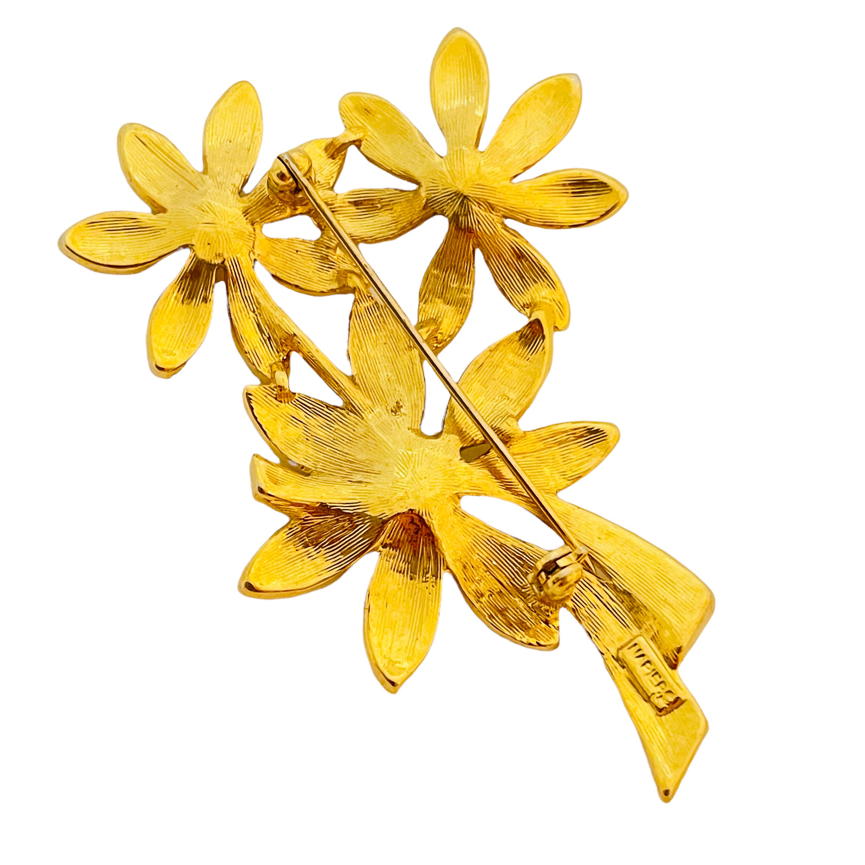Vtg NAPIER, broche de défilé en or avec strass et fleurs Bon état - En vente à Palos Hills, IL