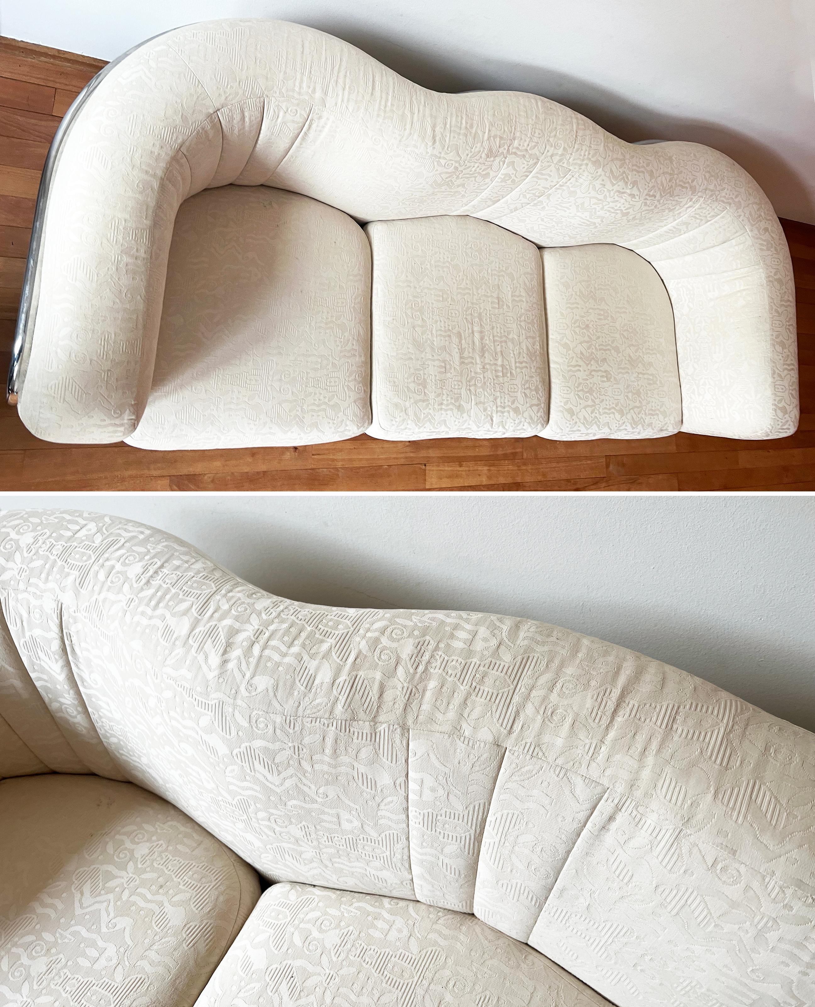 Vtg 'Onda' Sofa by De Pas D’Urbino + Lomazzi for Zanotta 1980s Cream + Chrome For Sale 2