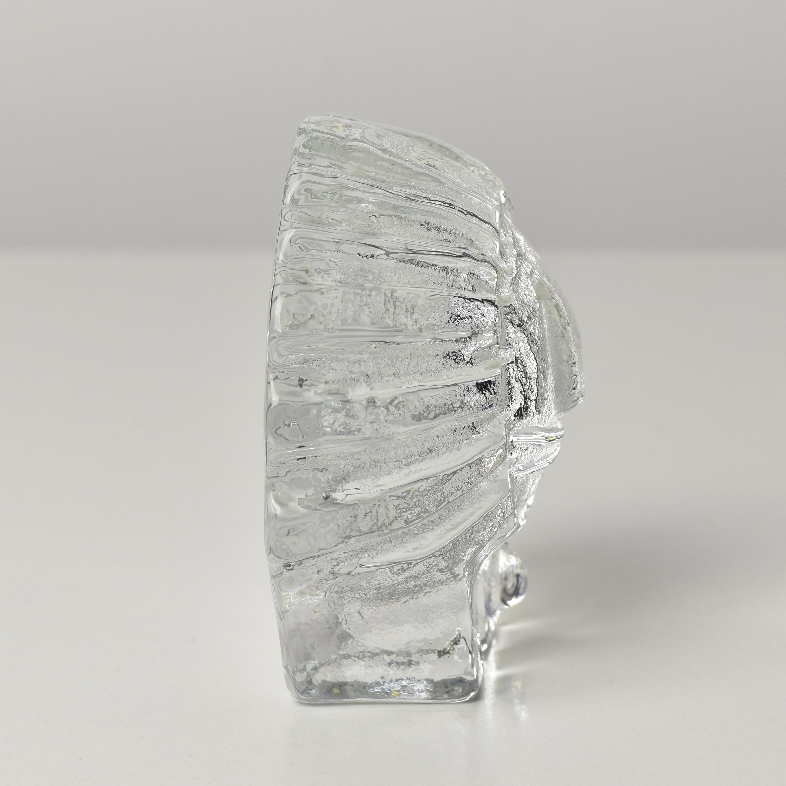 Mid-Century Modern Figurine de lion en verre d'art scandinave de VTG attribuée à Lisa Larson / Skruf en vente