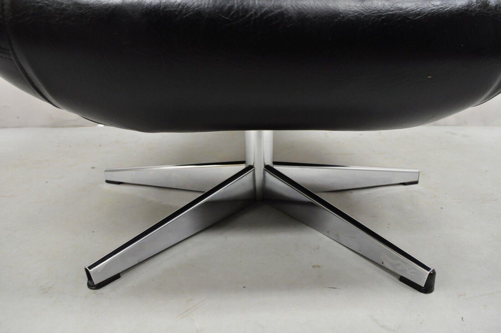 Mid-20th Century Vtg W&J Sloane Black Mid Century Modern Selig Overman Style Swivel Lounge Chair For Sale