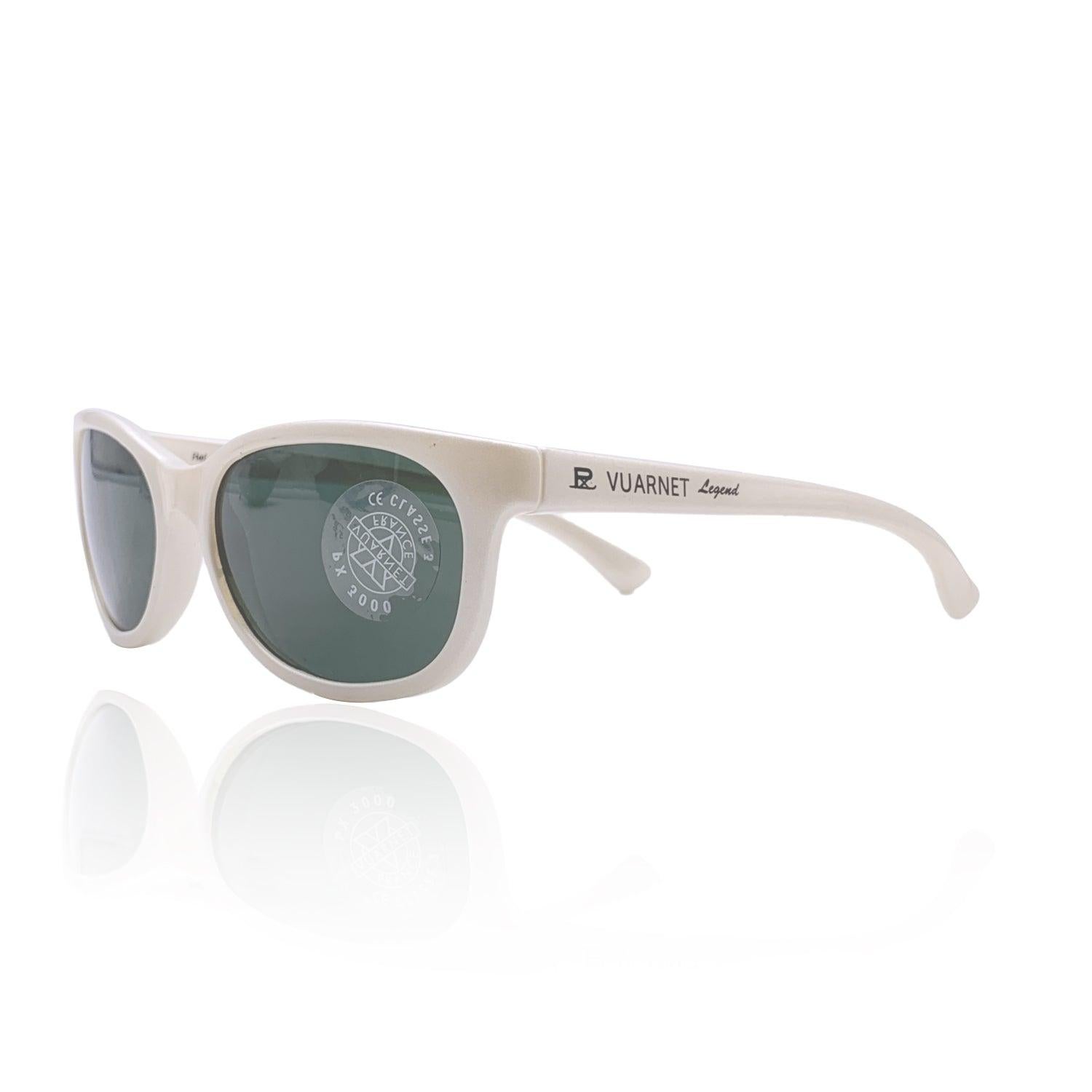 Vuarnet Legend Vintage Sunglasses, Model 112. Oval white plastic frame with PX 2000 mineral lenses in green color. Made in France Condition A+ - MINT NEW OLD STOCK - Never worn or used Details MATERIAL: Plastic COLOR: White MODEL: 112 GENDER: Unisex