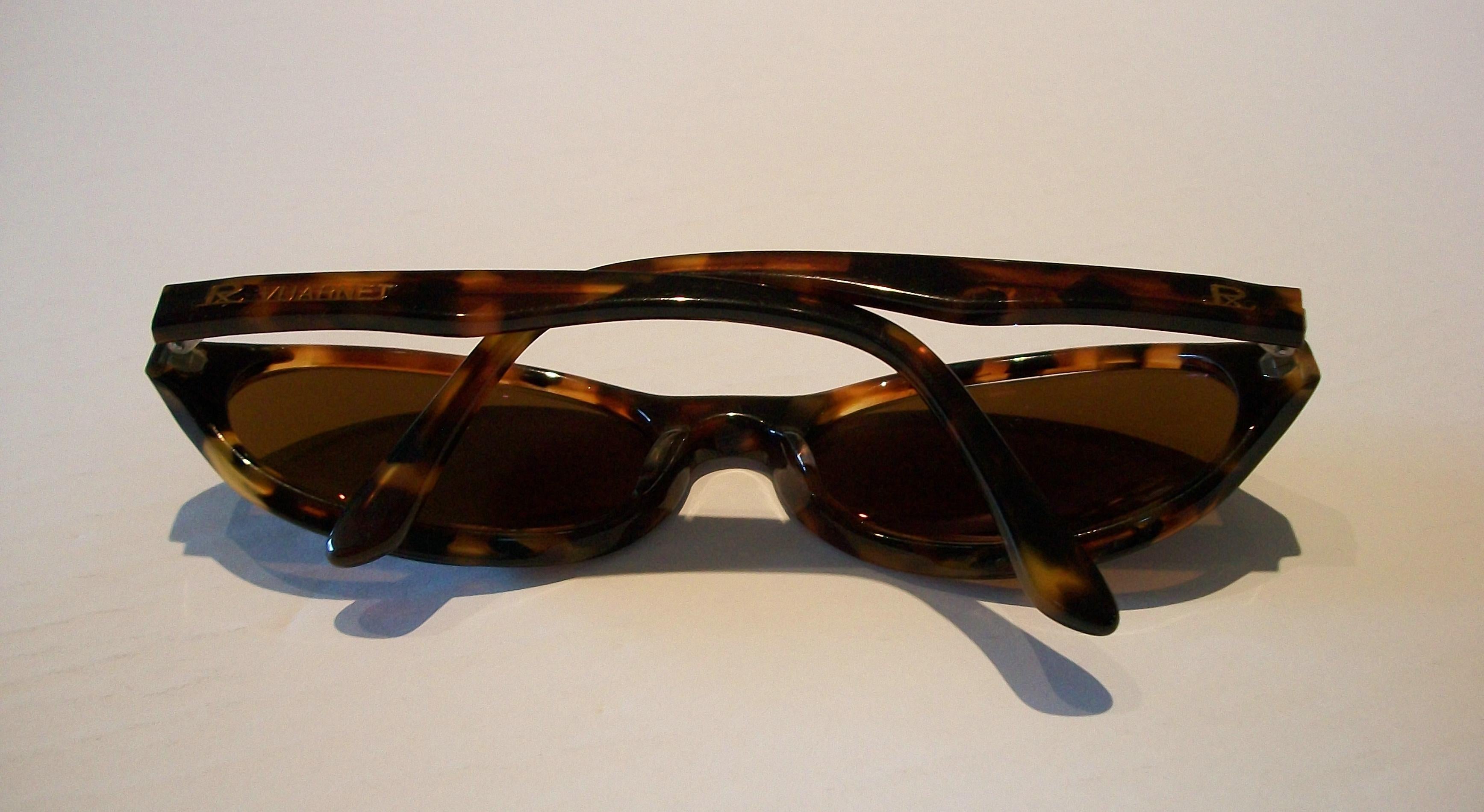 20th Century VUARNET - Pouilloux .075 - Handmade Polarized Sunglasses - France - Circa 1980's For Sale