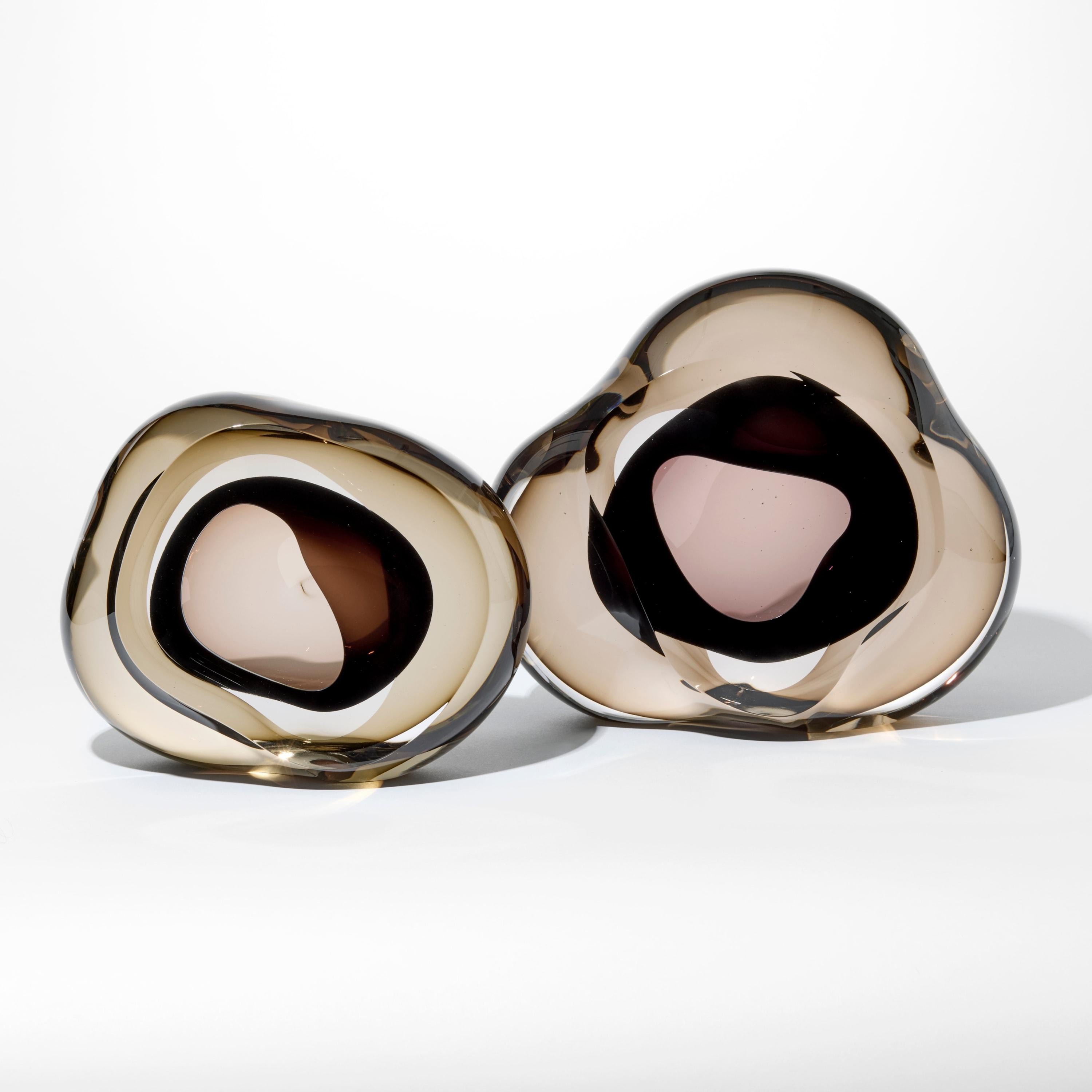 Britannique Vug in Smokey Topaz & Oliver, œuvre d'art en cristal de géode de Samantha Donaldson en vente