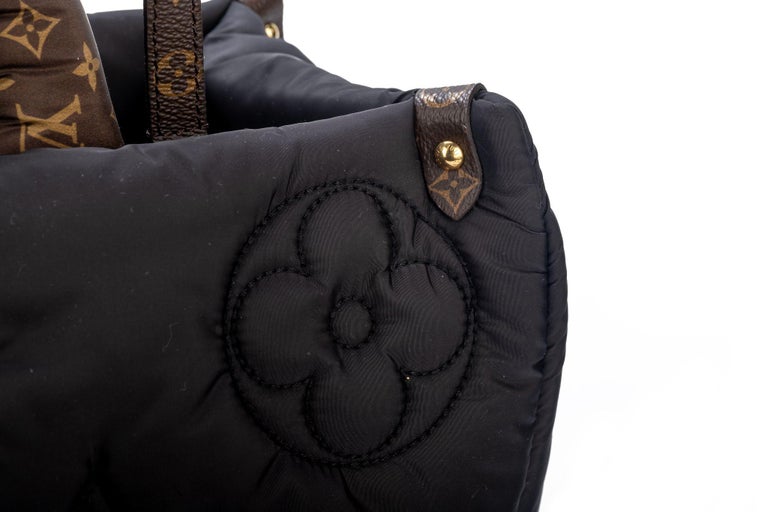 Louis Vuitton, Bags, Louis Vuitton Econyl Onthego Gm Black Puffy Bag  Giant Flower Monogram Pristine