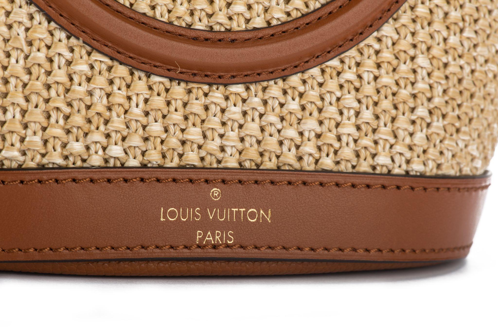 Vuitton BNIB Petit Raffia Bucket Caramel For Sale 2