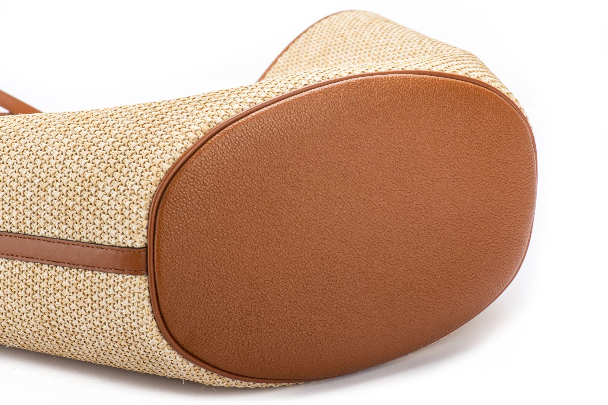 Women's Vuitton BNIB Raffia St Jacques Caramel
