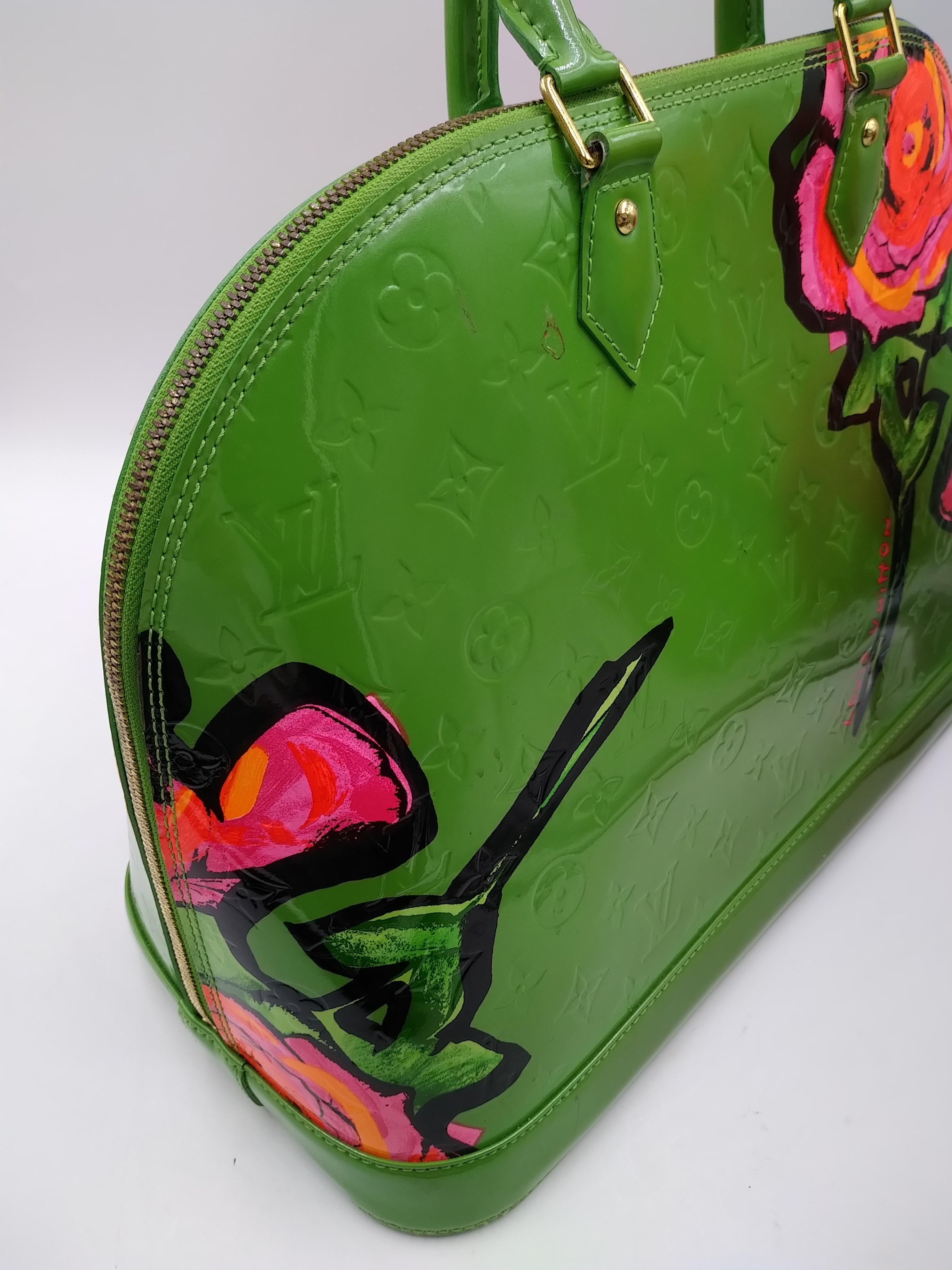 Louis Vuitton Vernis Limited Edition Stephen Sprouse Roses Alma GM Tasche mit grünem Monogramm im Zustand „Gut“ in Lugano, Ticino