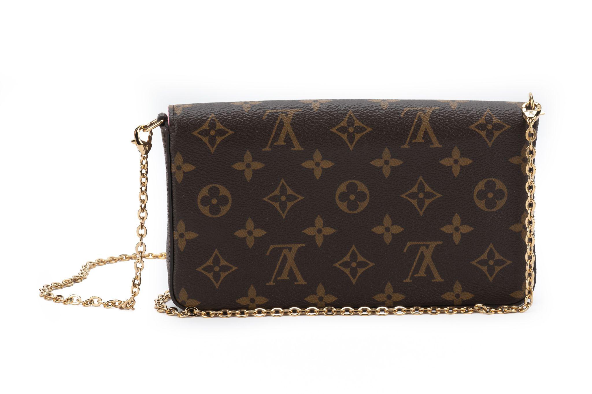 Vuitton Holiday Vendome Cross Body NIB For Sale 3