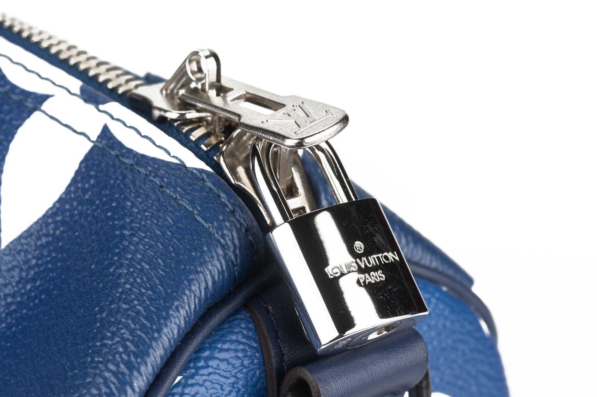 Vuitton Keepall Bandouliere Bag Escale For Sale 4