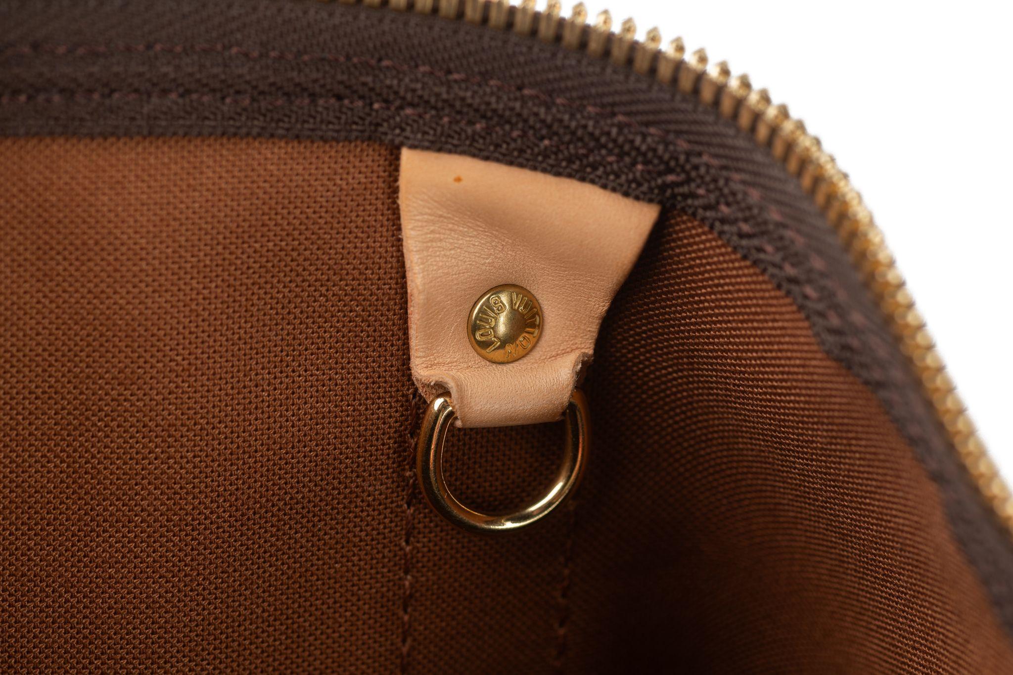 Vuitton Monogram Sprouse Keepall 50, Monogrammiert im Angebot 7