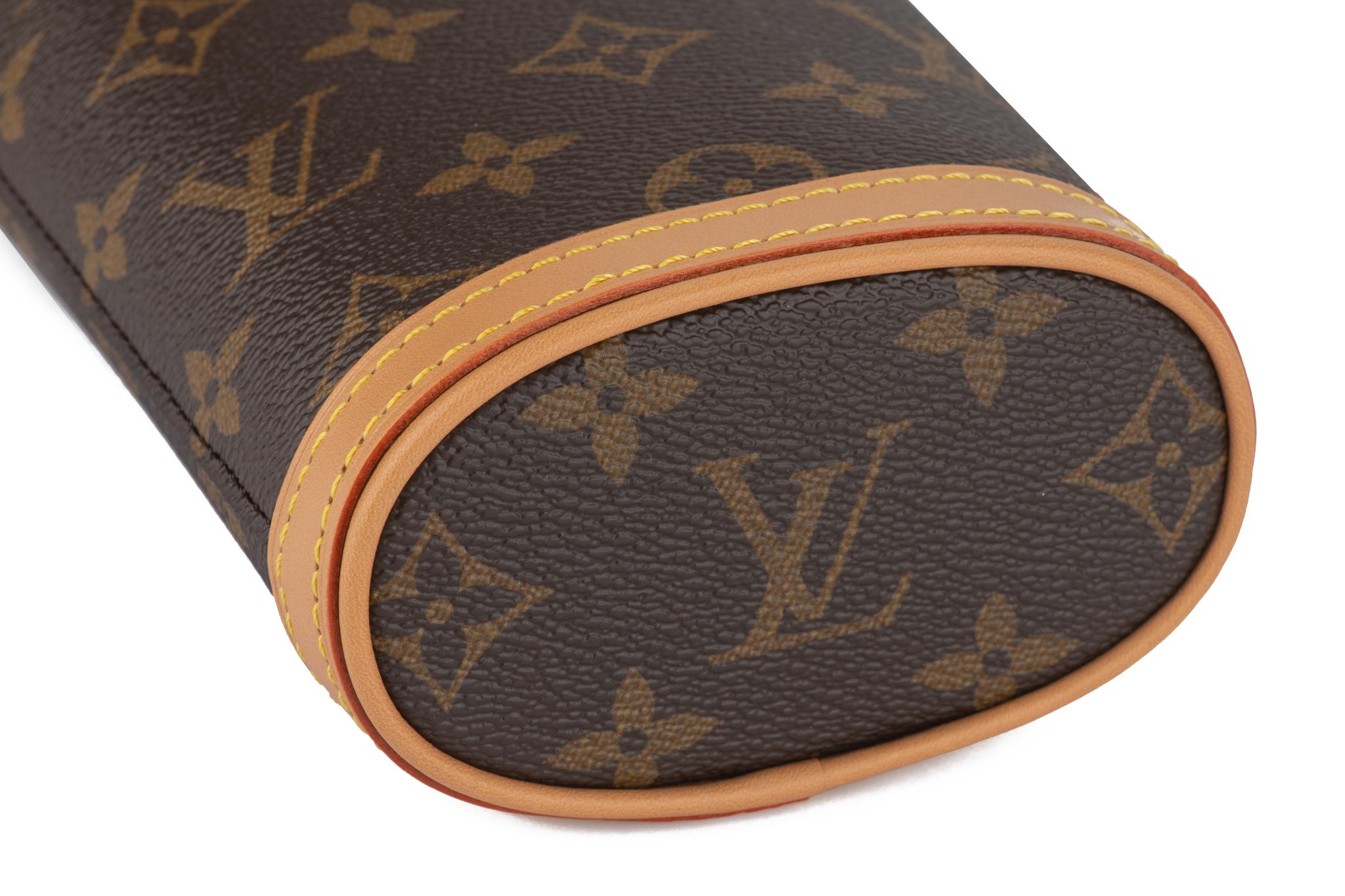 Women's or Men's Vuitton New Monogram Fold Me Cross Body For Sale