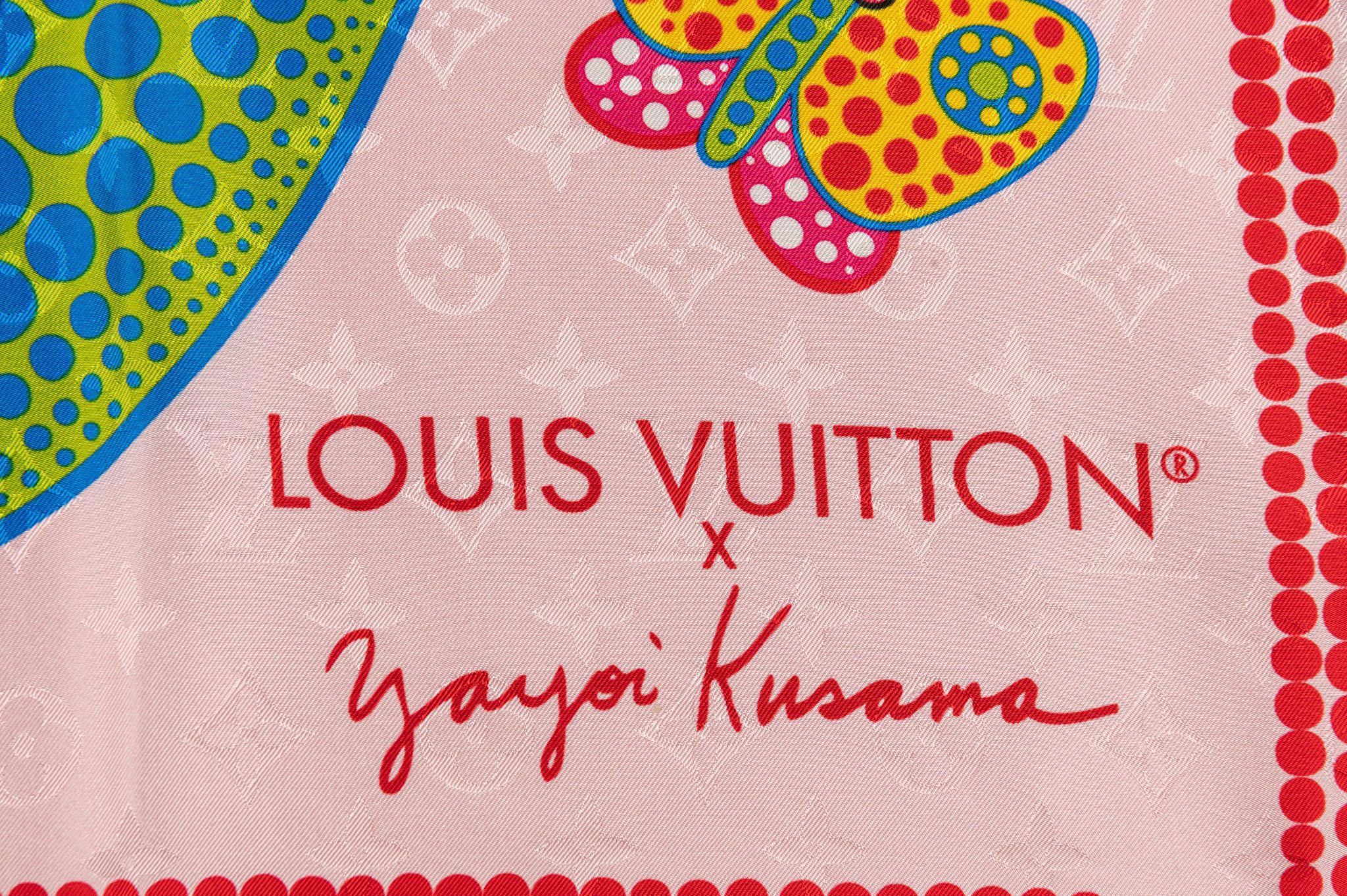Women's or Men's Vuitton New Pink Kusama Silk Scarf For Sale