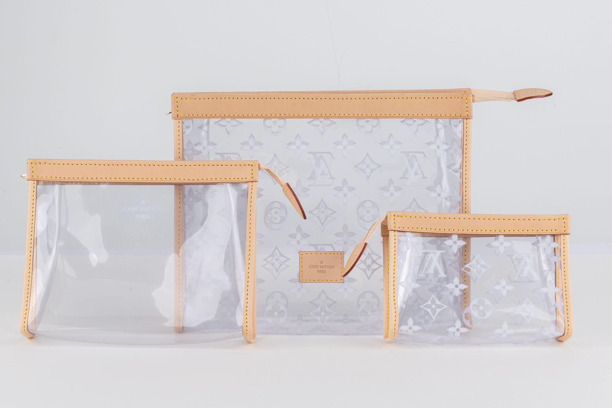 Vuitton New Trio Poche Toilette PVC In condizioni Nuovo in vendita a West Hollywood, CA
