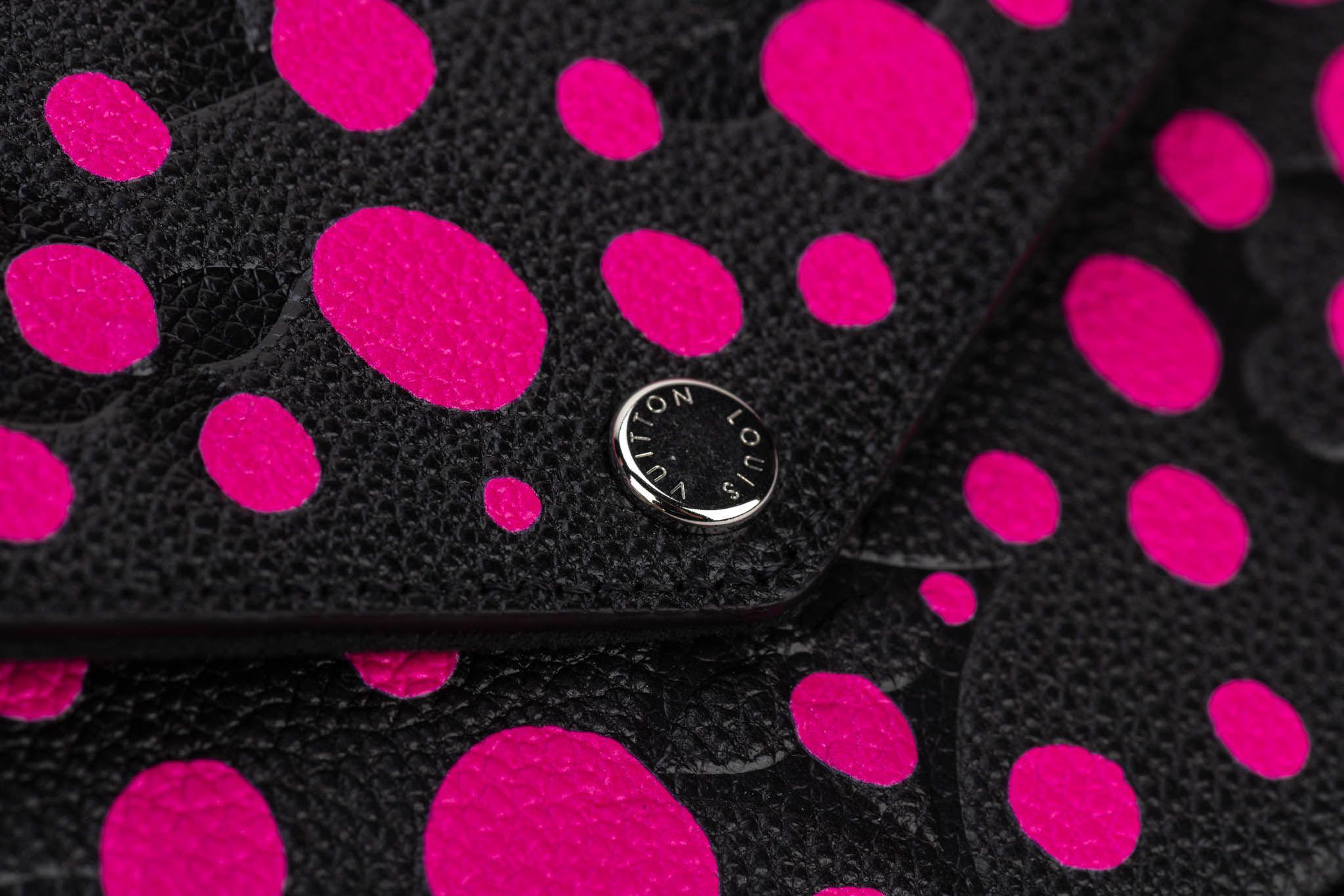 Vuitton NIB Kusama Black Fuchsia Polka Dots Felicie Cross body For Sale 8
