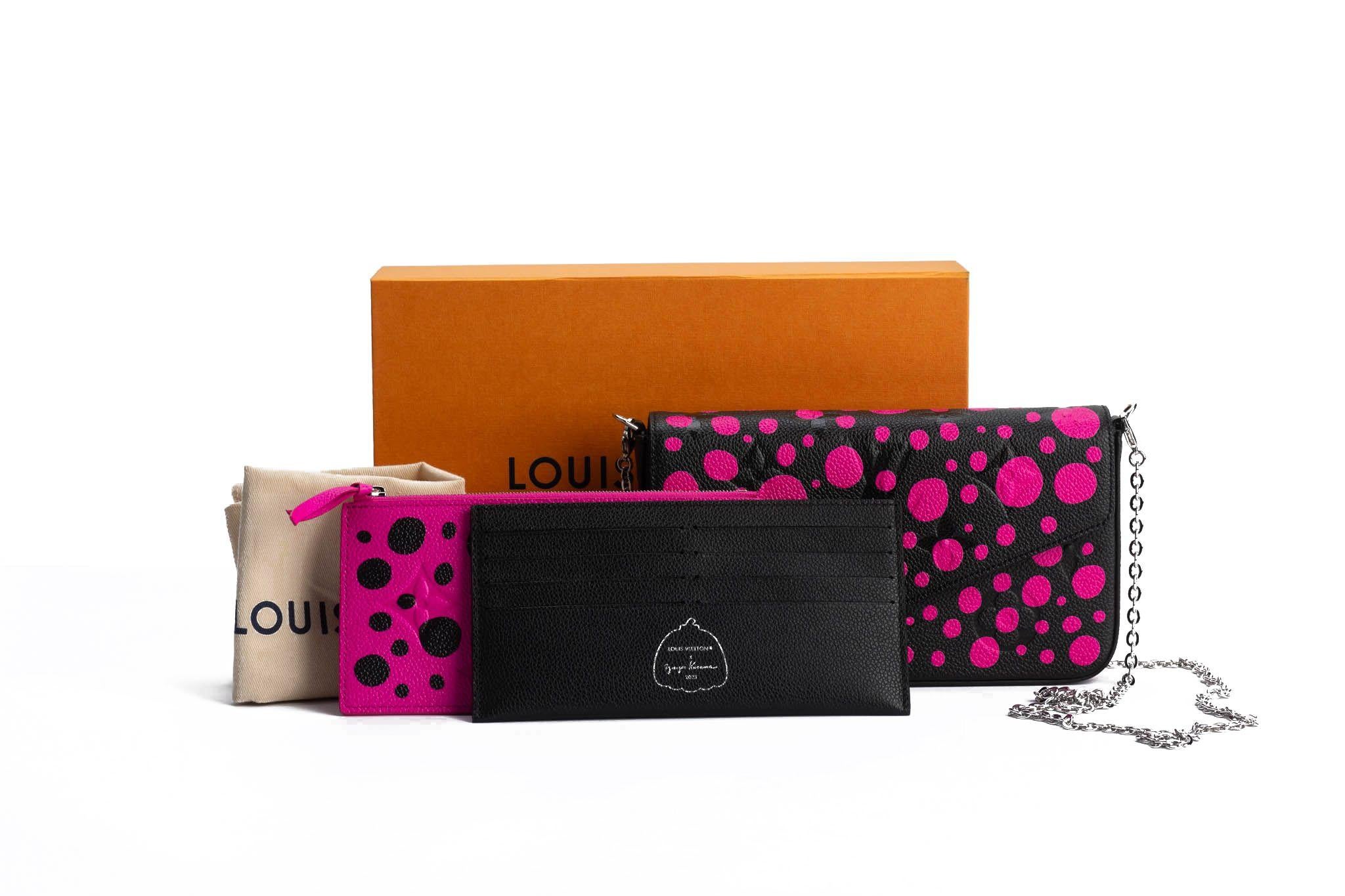 Vuitton NIB Kusama Black Fuchsia Polka Dots Felicie Cross body For Sale 4