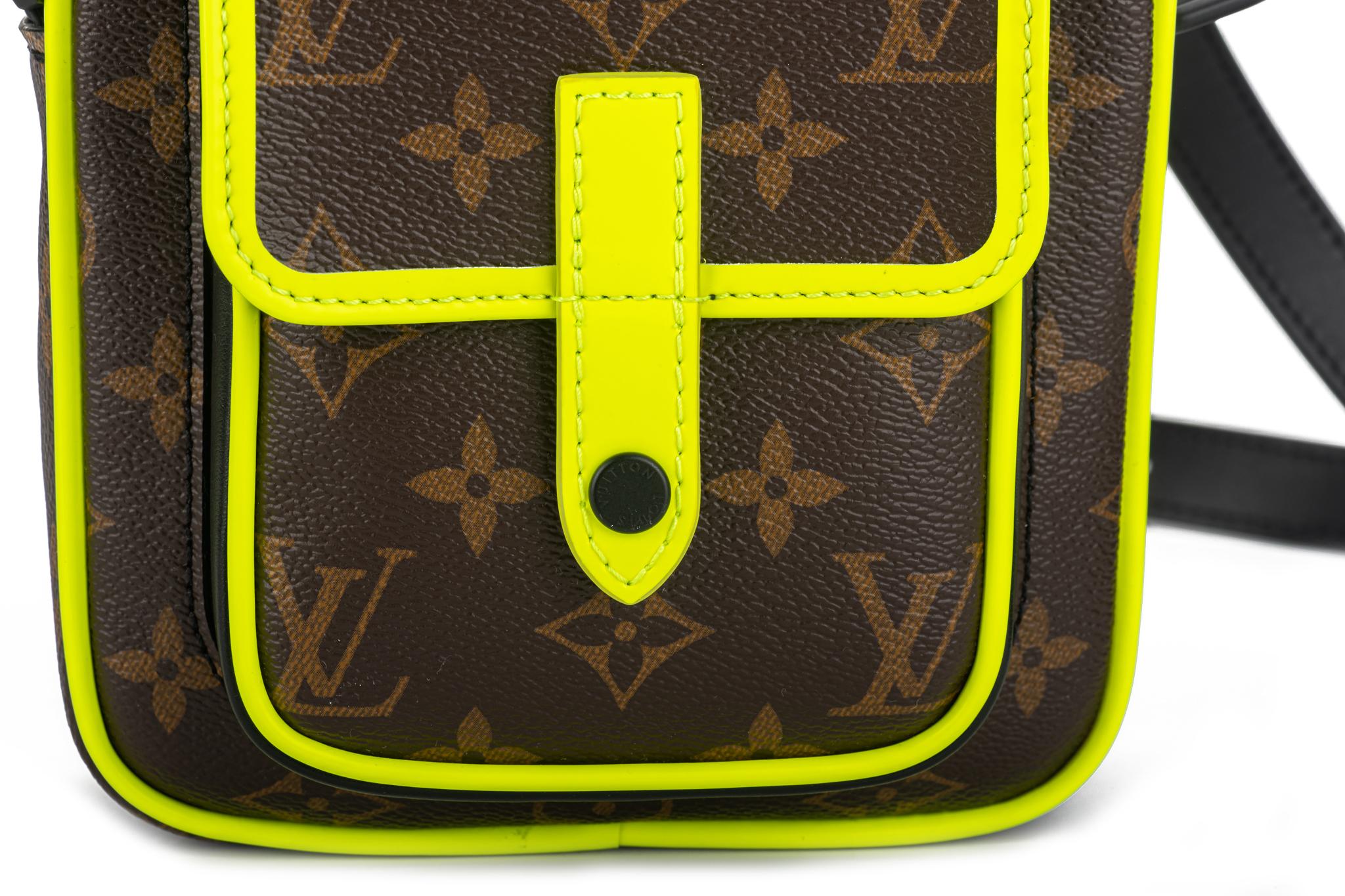 Vuitton NIB Macassar Christopher Bag For Sale 2