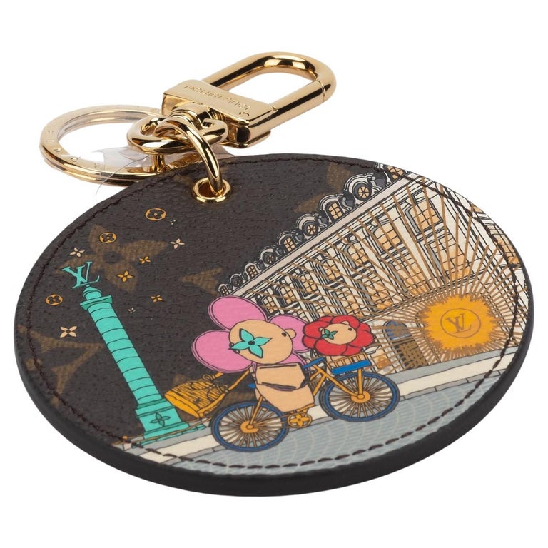 Aesthetic keys and key chain with Louis Vuitton key pouch, puff