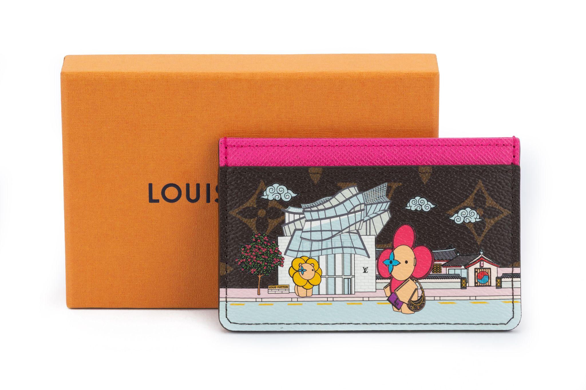 Louis Vuitton Card Holder belongs to the Vivienne Holidays 2022 collection. It's brand new and comes with the original dustcover and box.