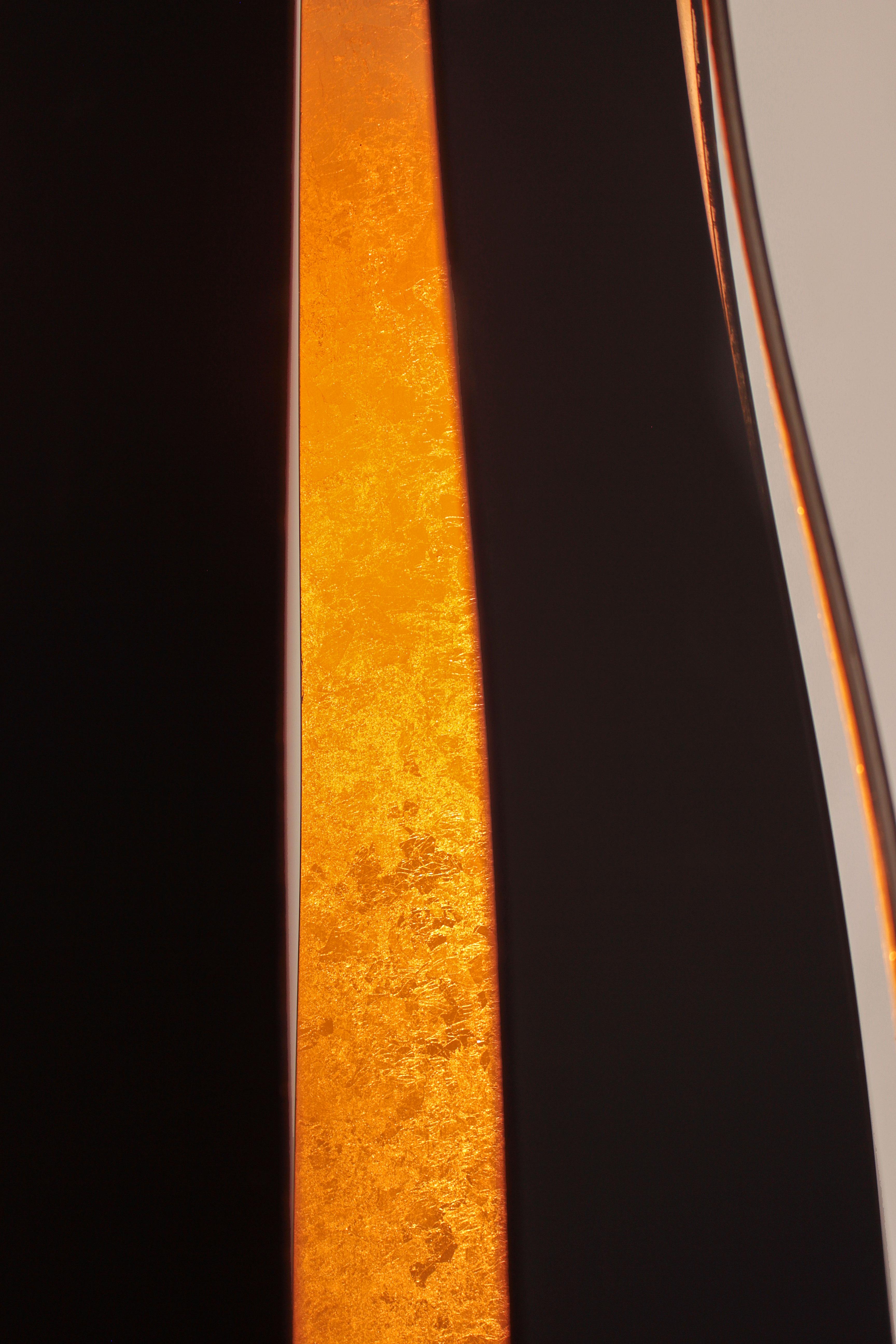 Zeitgenössische Vulcano-Stehlampe aus Glas in Schwarz und Blattgold von Concept Verre im Zustand „Neu“ im Angebot in Nice, FR