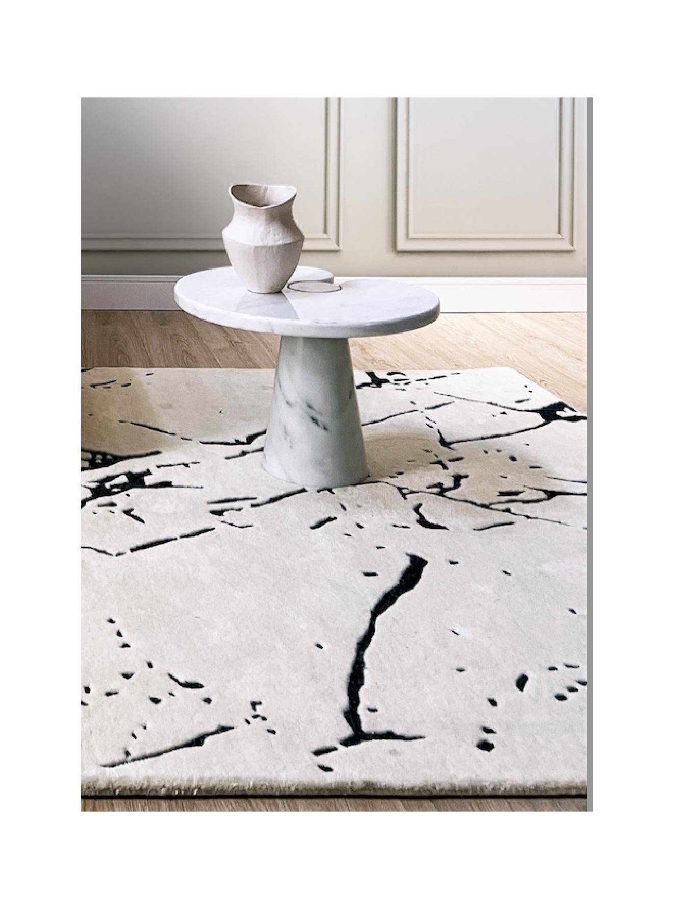 Vulcano, Handmade Luxury Area Rug, NZ Wool & Viscose, 180 x 240 cm In New Condition For Sale In MADRID, ES