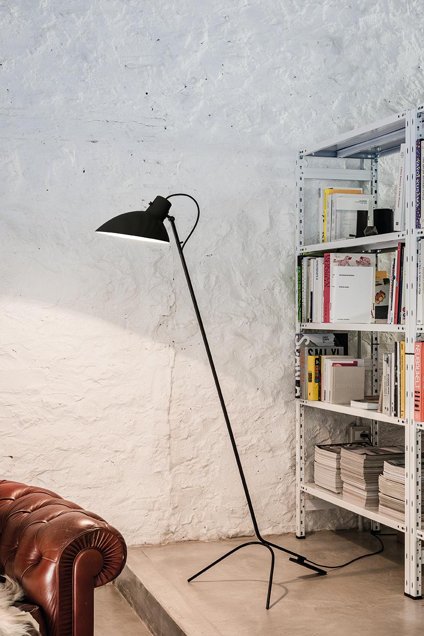 VV Cinquanta Black and Black Floor Lamp Designed by Vittoriano Viganò for Astep 7