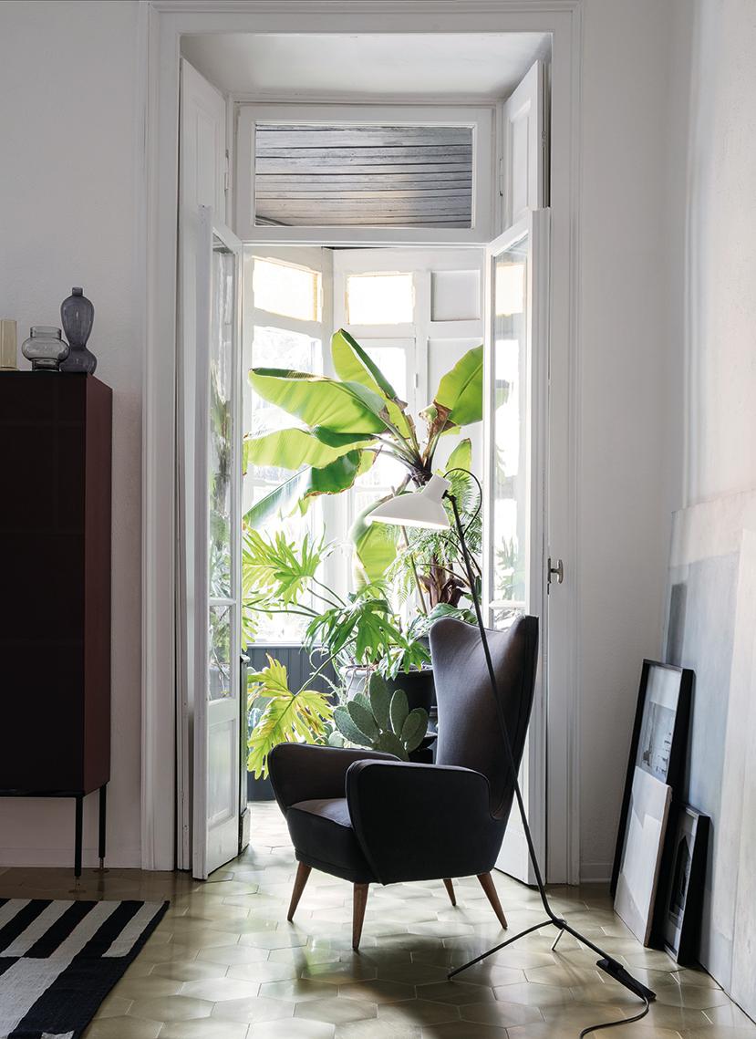 VV Cinquanta Black and Black Floor Lamp Designed by Vittoriano Viganò for Astep 1